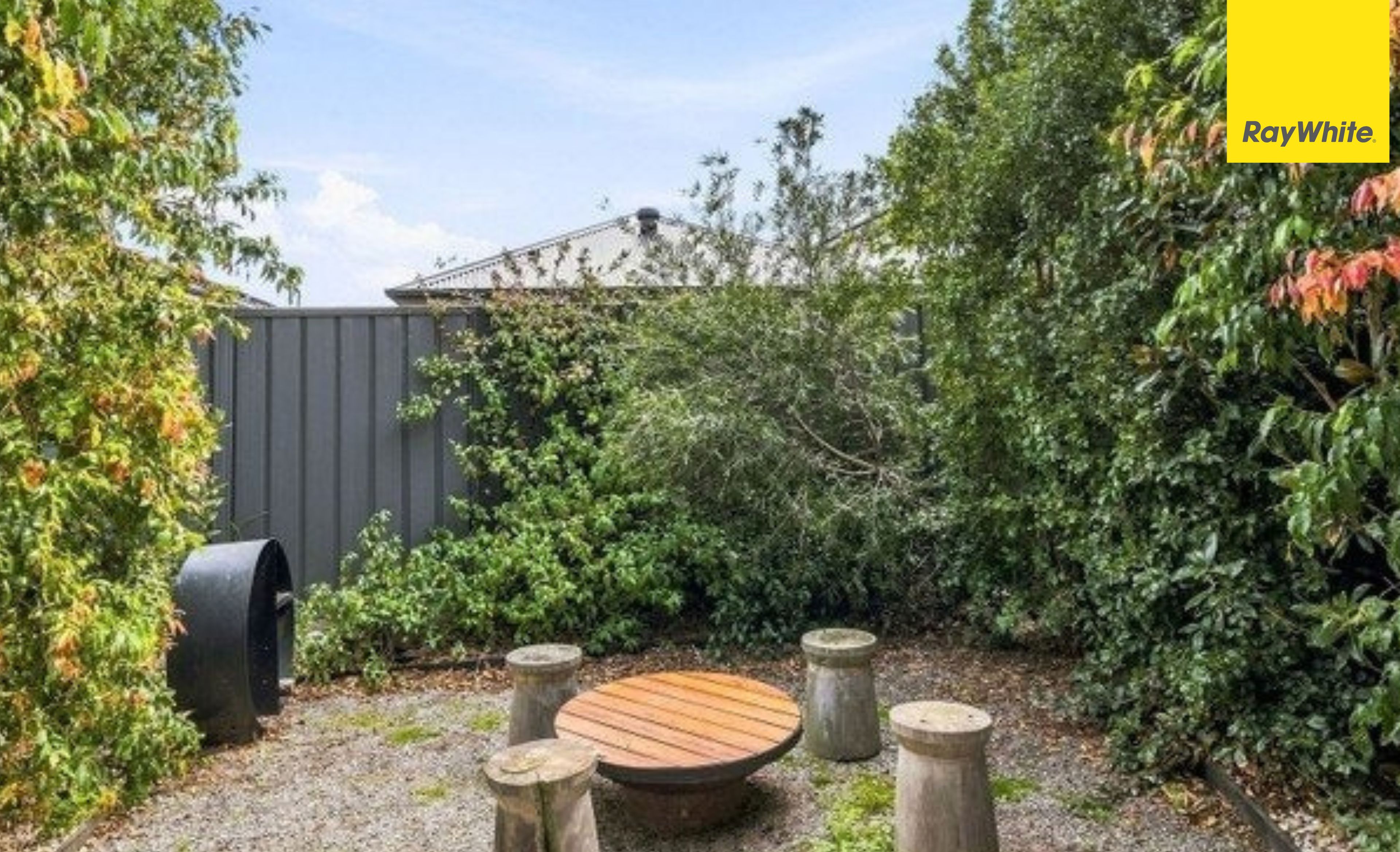 14 Pulteney Drive — photo 14 of 15