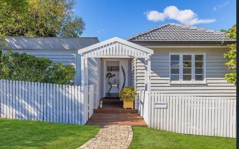108 Broadwater Road, Mount Gravatt East, QLD 4122