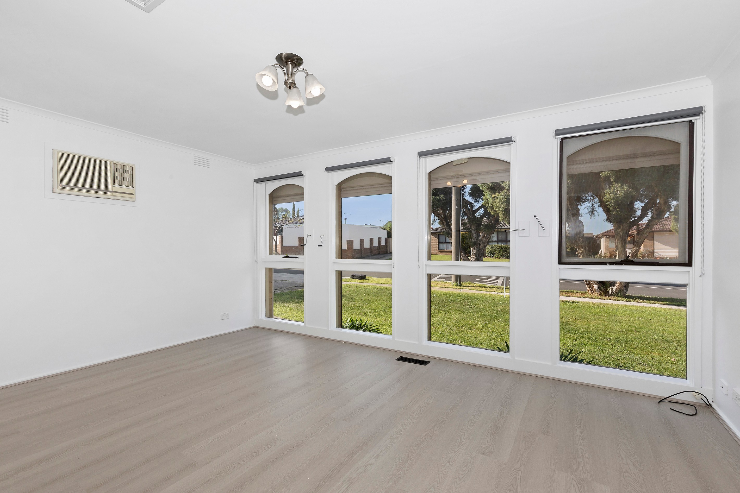 13 Charlbury Grove, St Albans, VIC 3021