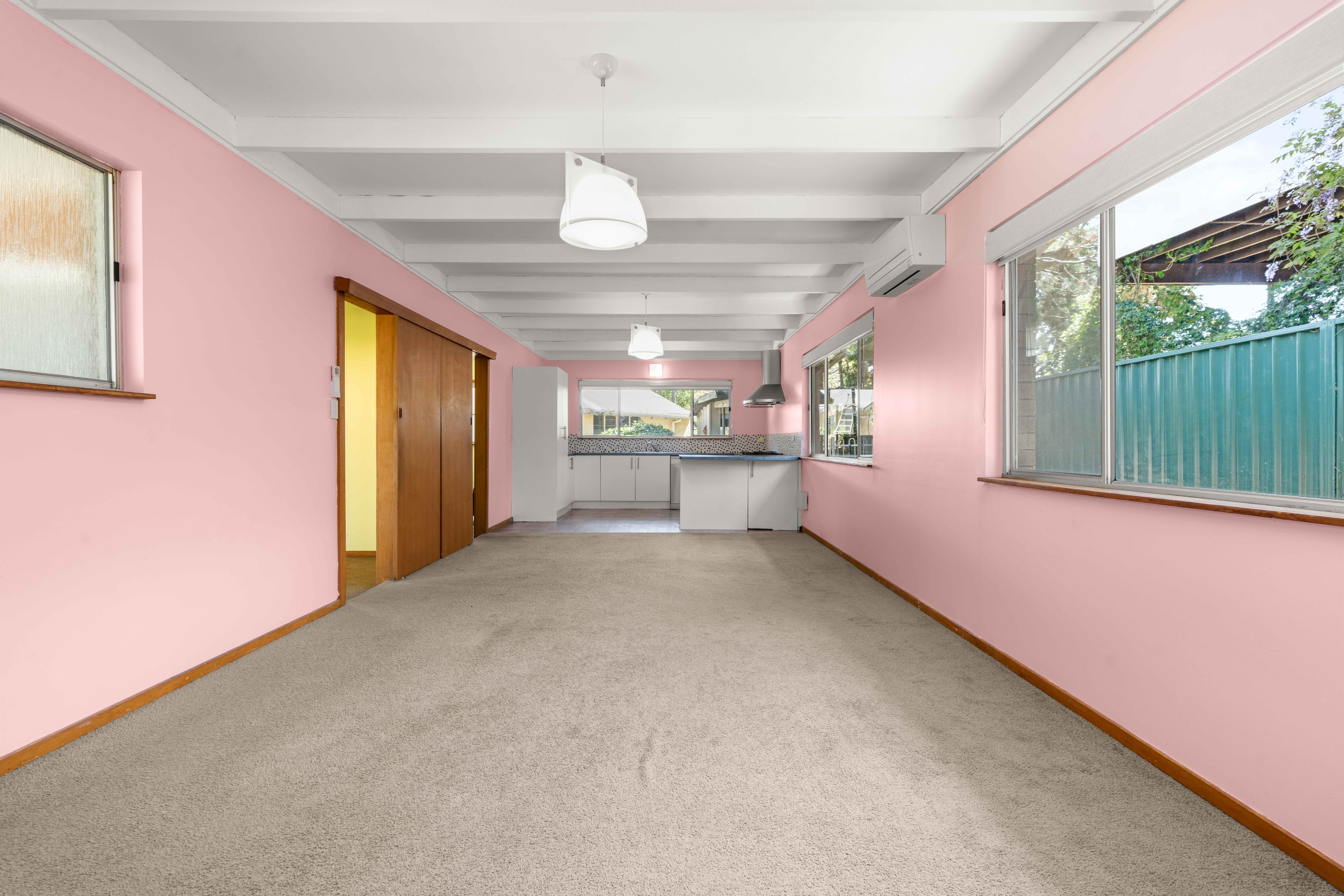 153 Osborne Street — photo 4 of 22