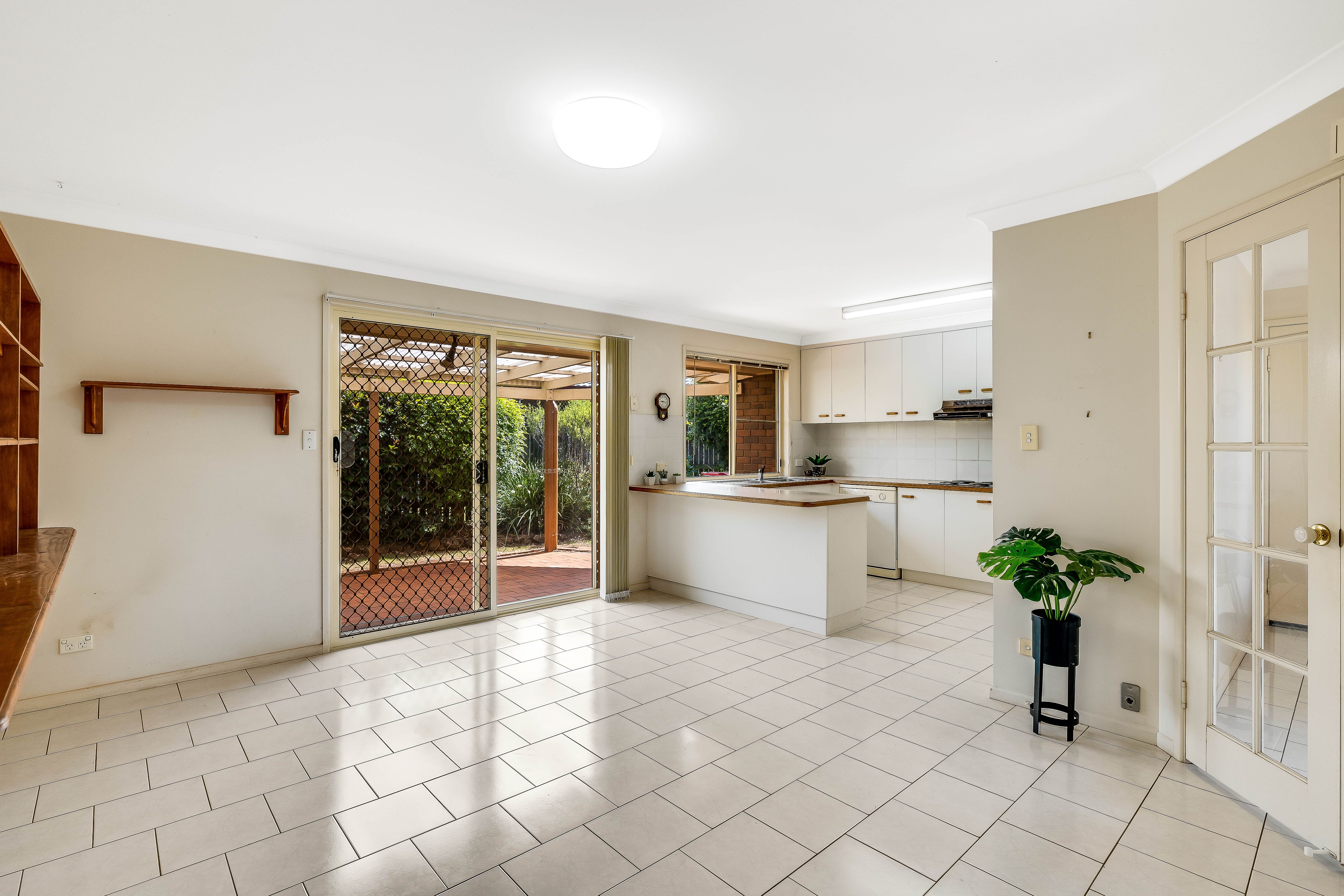 3 Suzanne Court, Kearneys Spring, QLD 4350