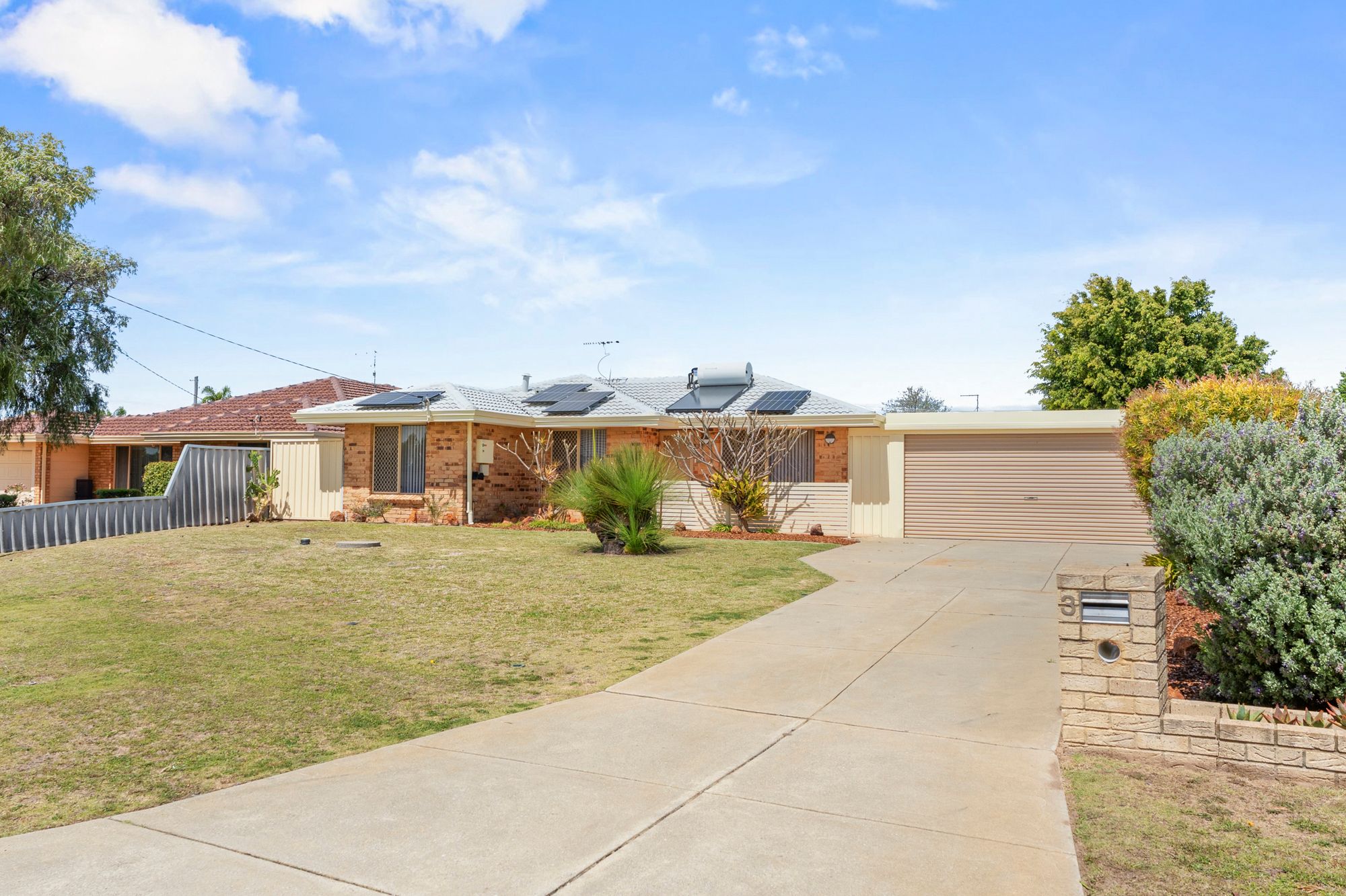 3 Tay Court, Cooloongup, WA 6168