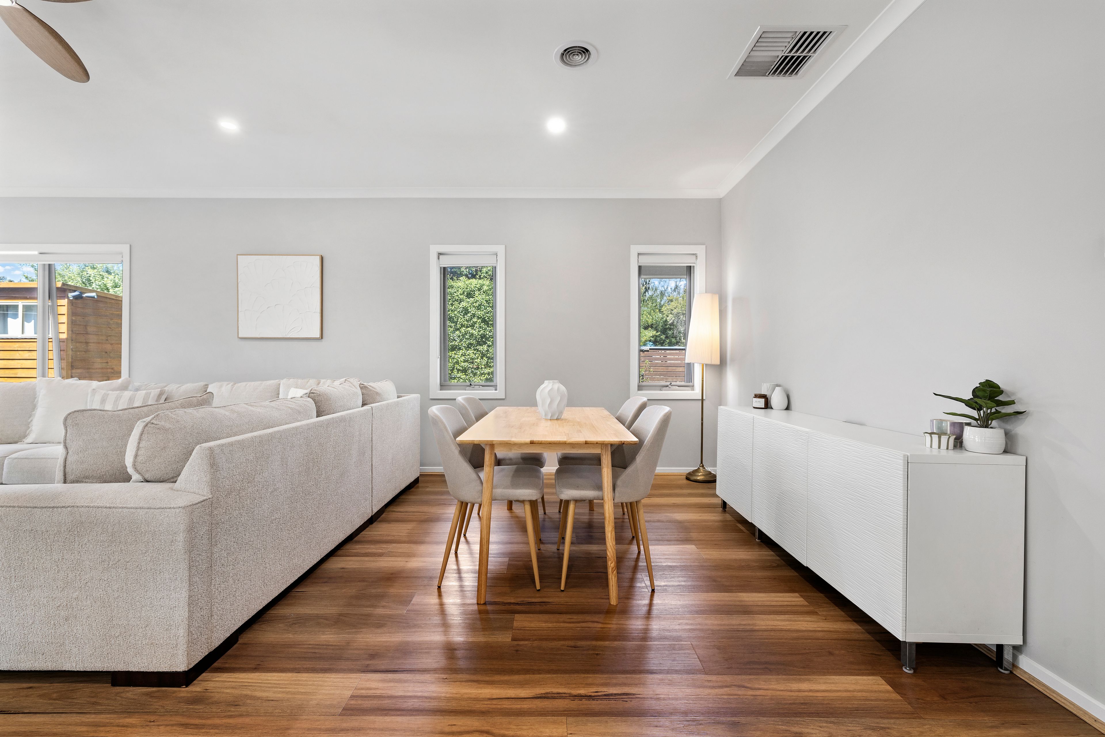 2 Augusta Crescent — photo 5 of 18