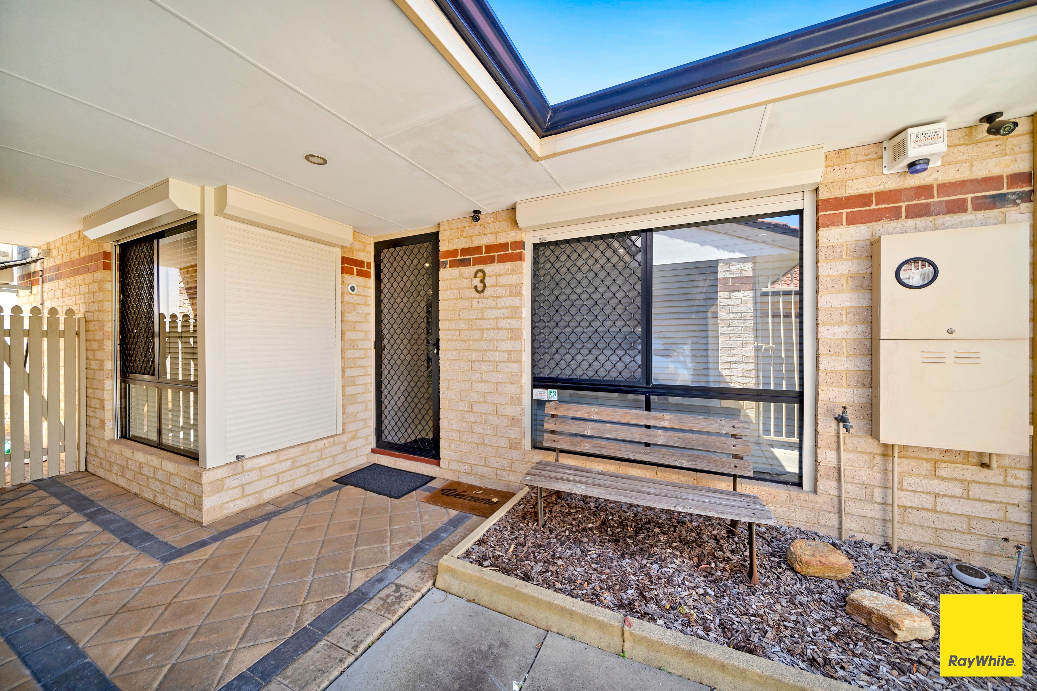 3/2 Carcoola Court, Nollamara, WA 6061
