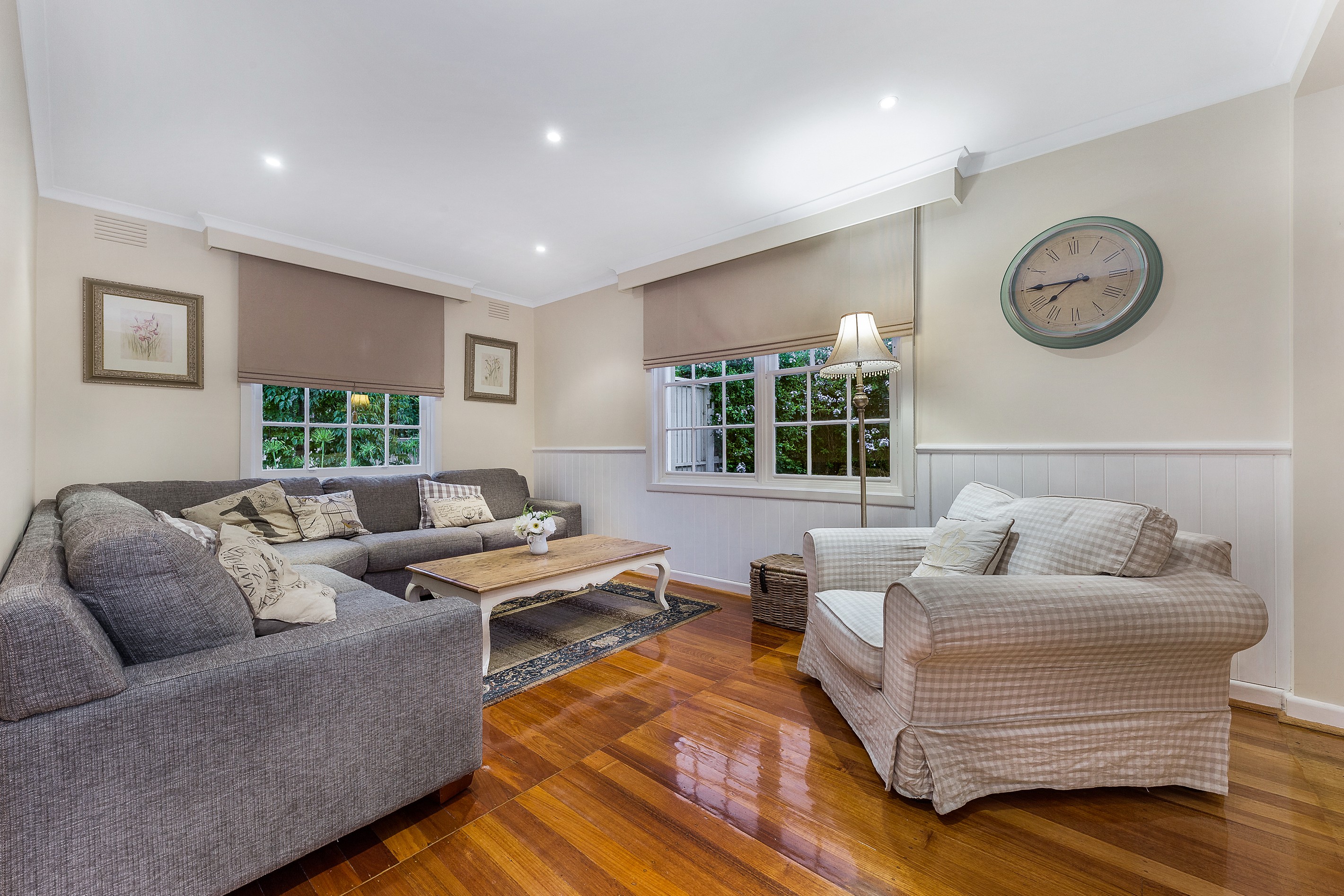 14 Laura Grove, Mount Waverley, VIC 3149