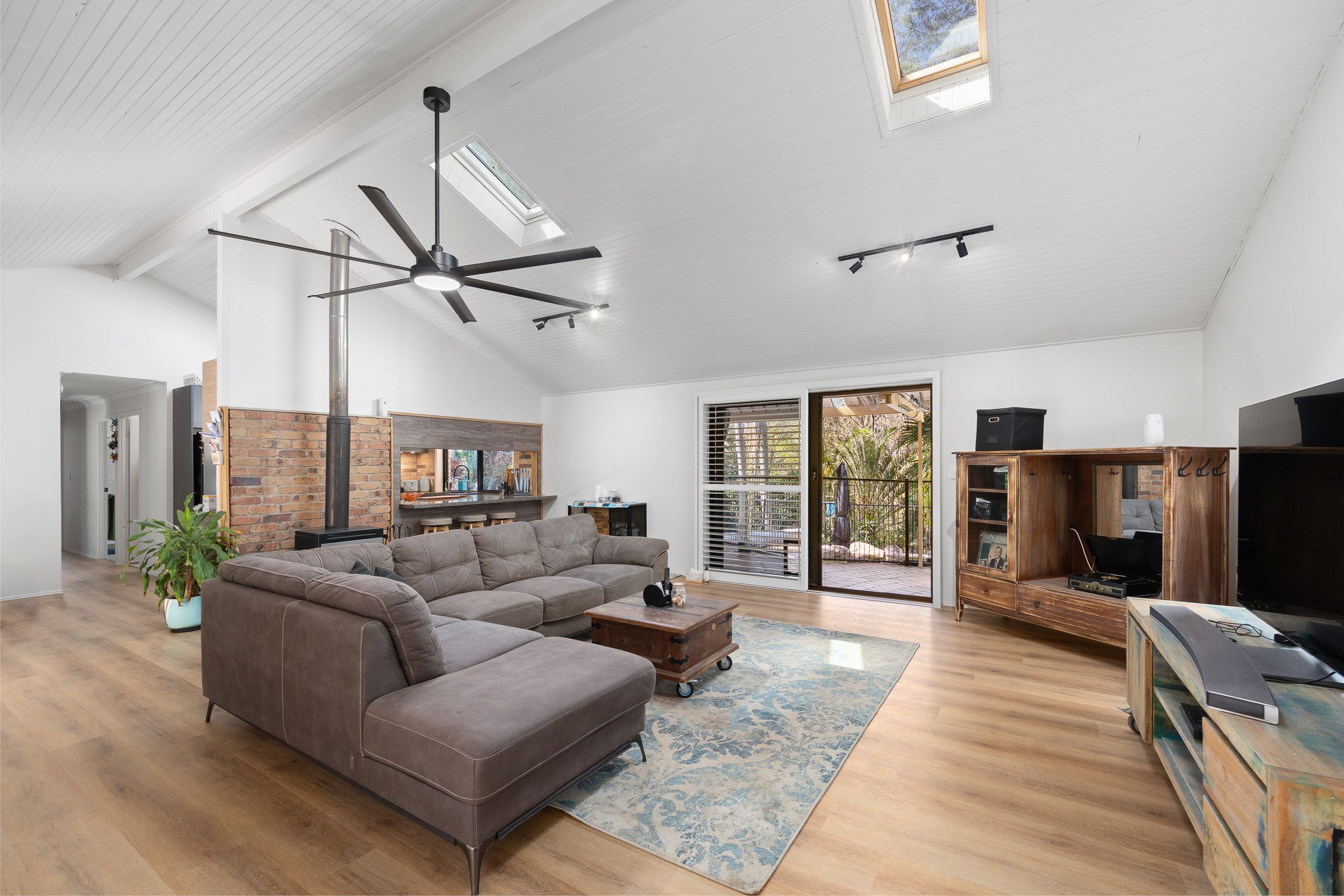 10 Islandview Street — photo 13 of 30