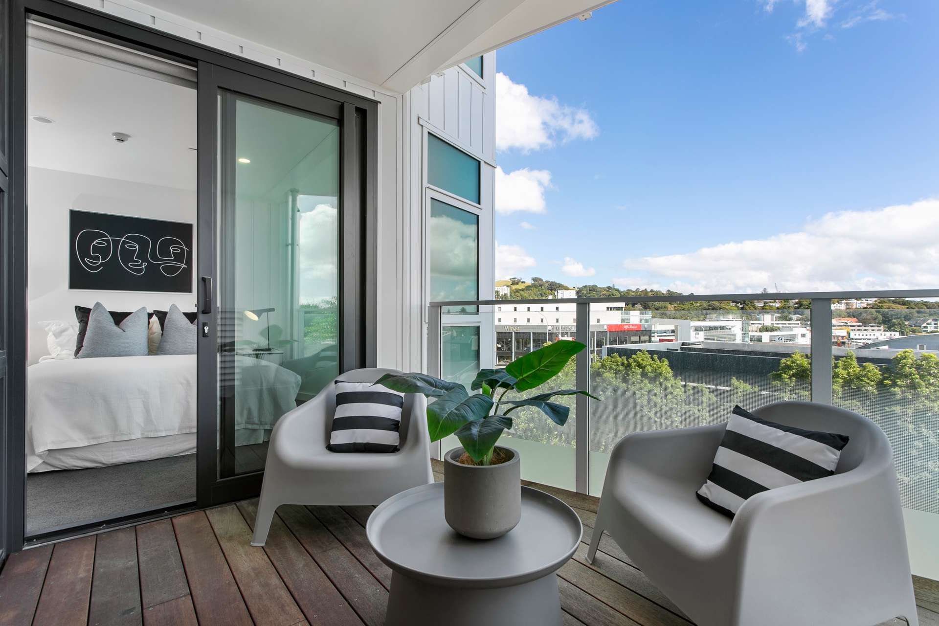 205/64 Great South Road photo 6