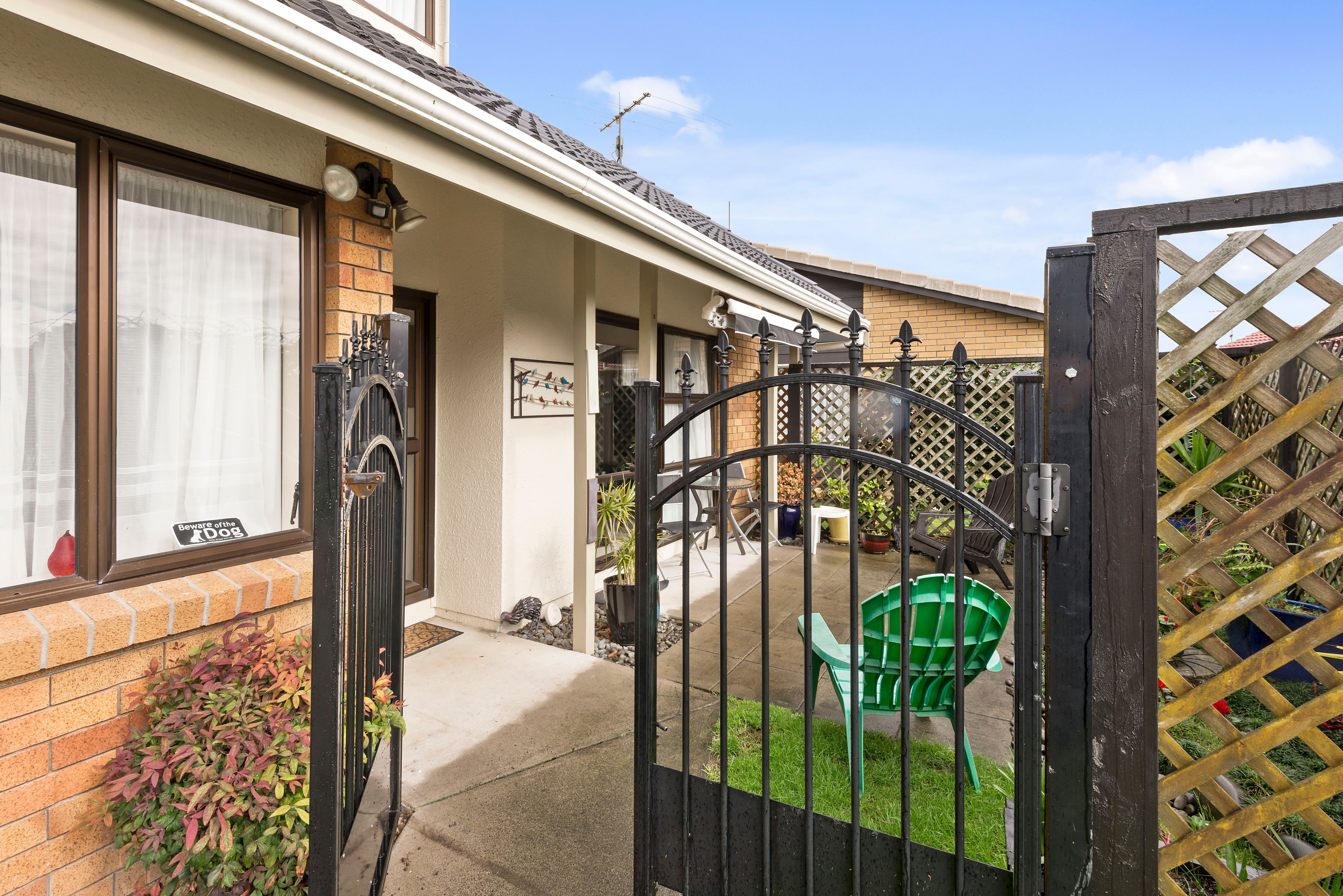 23 Bosnyak Drive, Te Atatu South, Waitakere City
