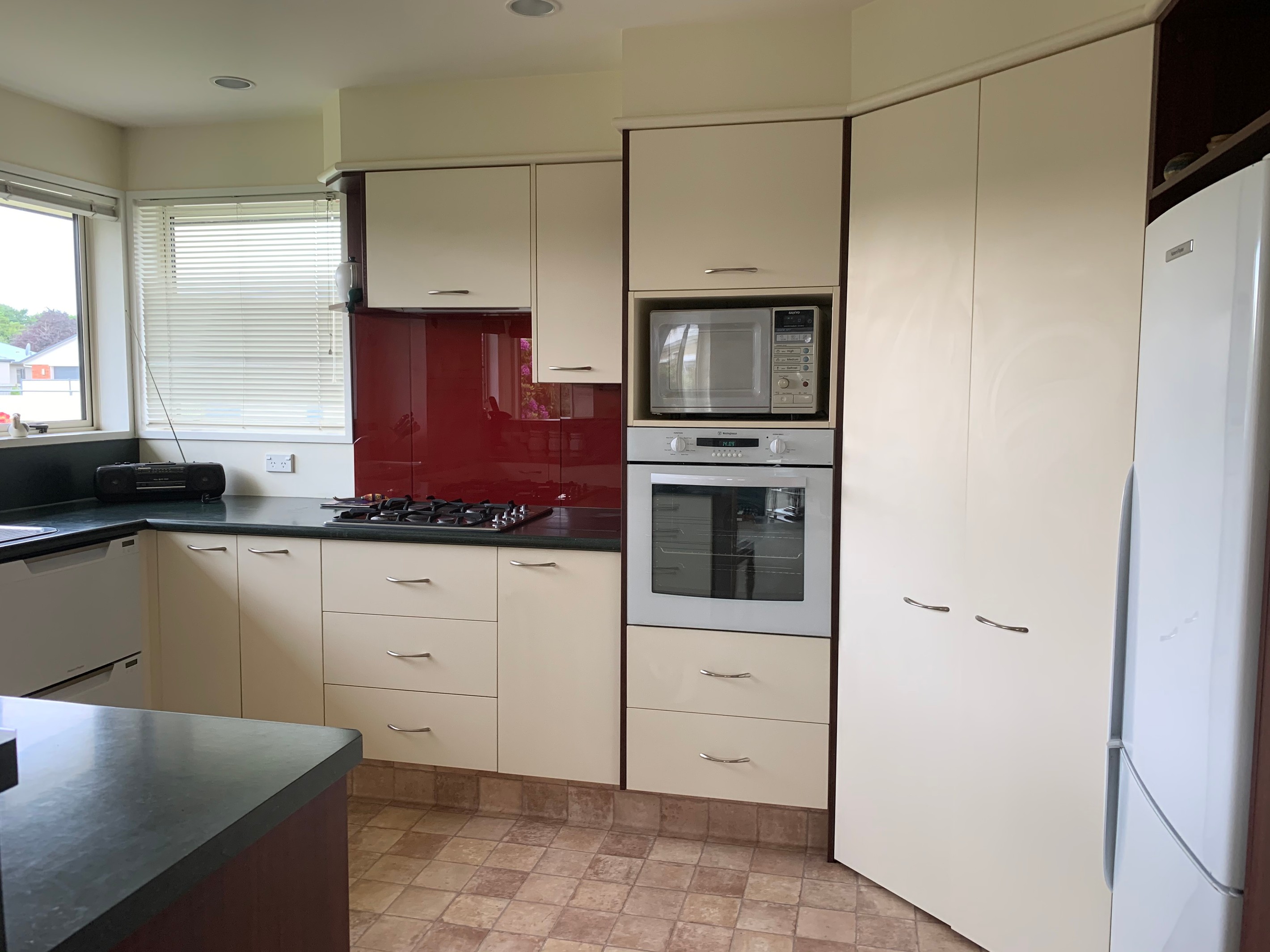 11 Crossleigh Crescent, Balclutha, Clutha District