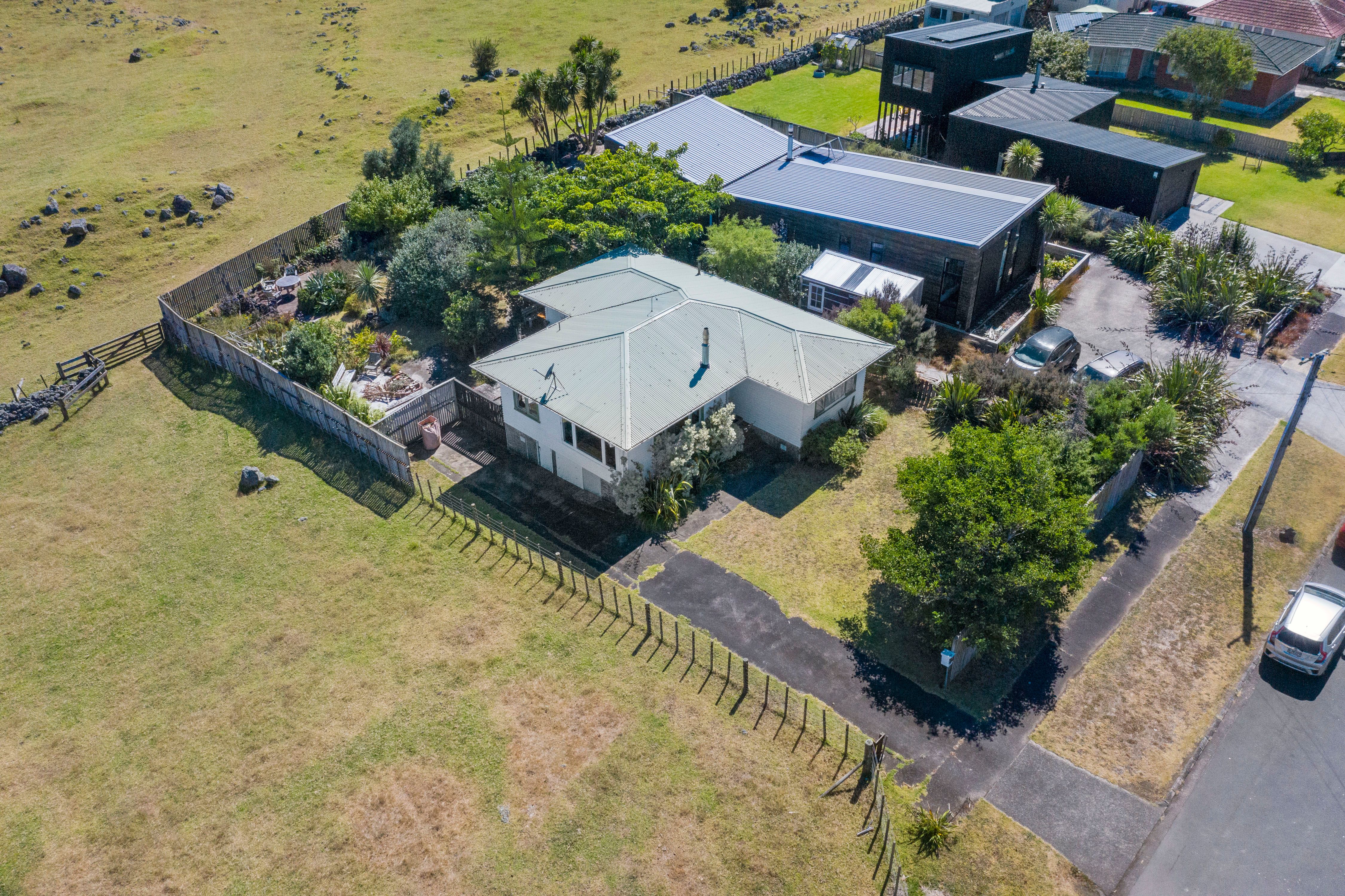 19 Kiekie Road, Mangere Bridge, Manukau City