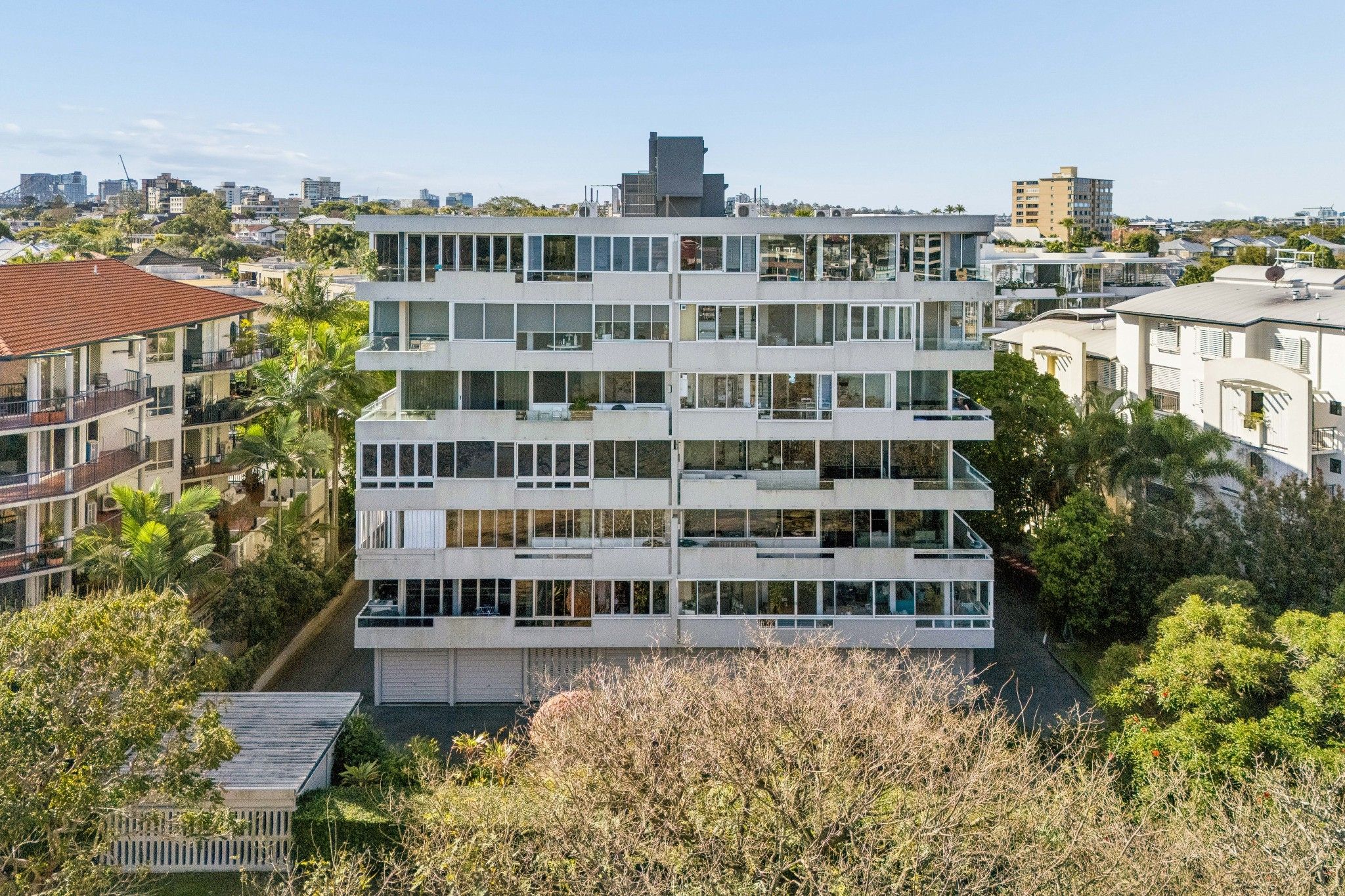 8/128 Oxlade Drive — photo 12 of 16