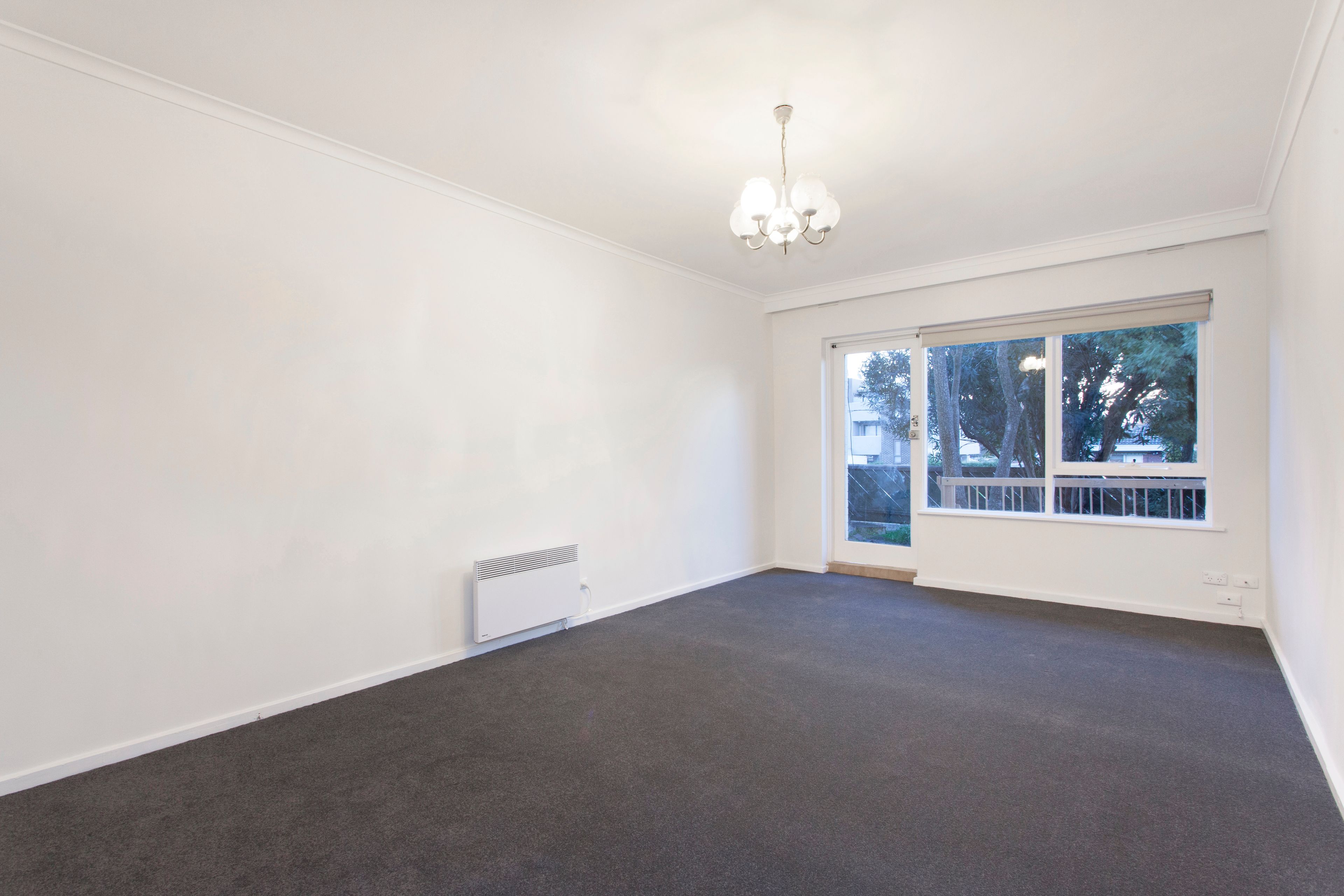 2/17 Maroona Road, Carnegie, VIC 3163