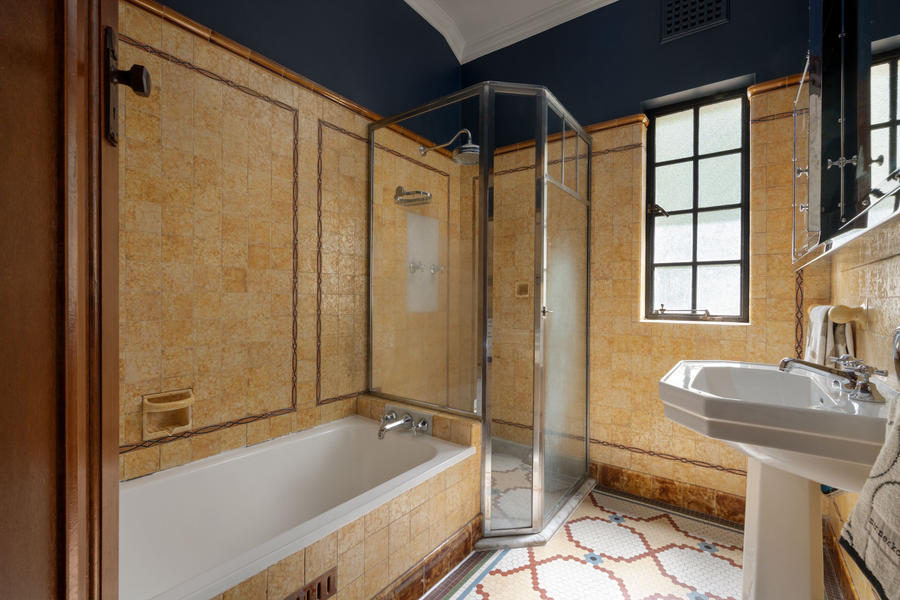 32 Maxwell Street — photo 16 of 23