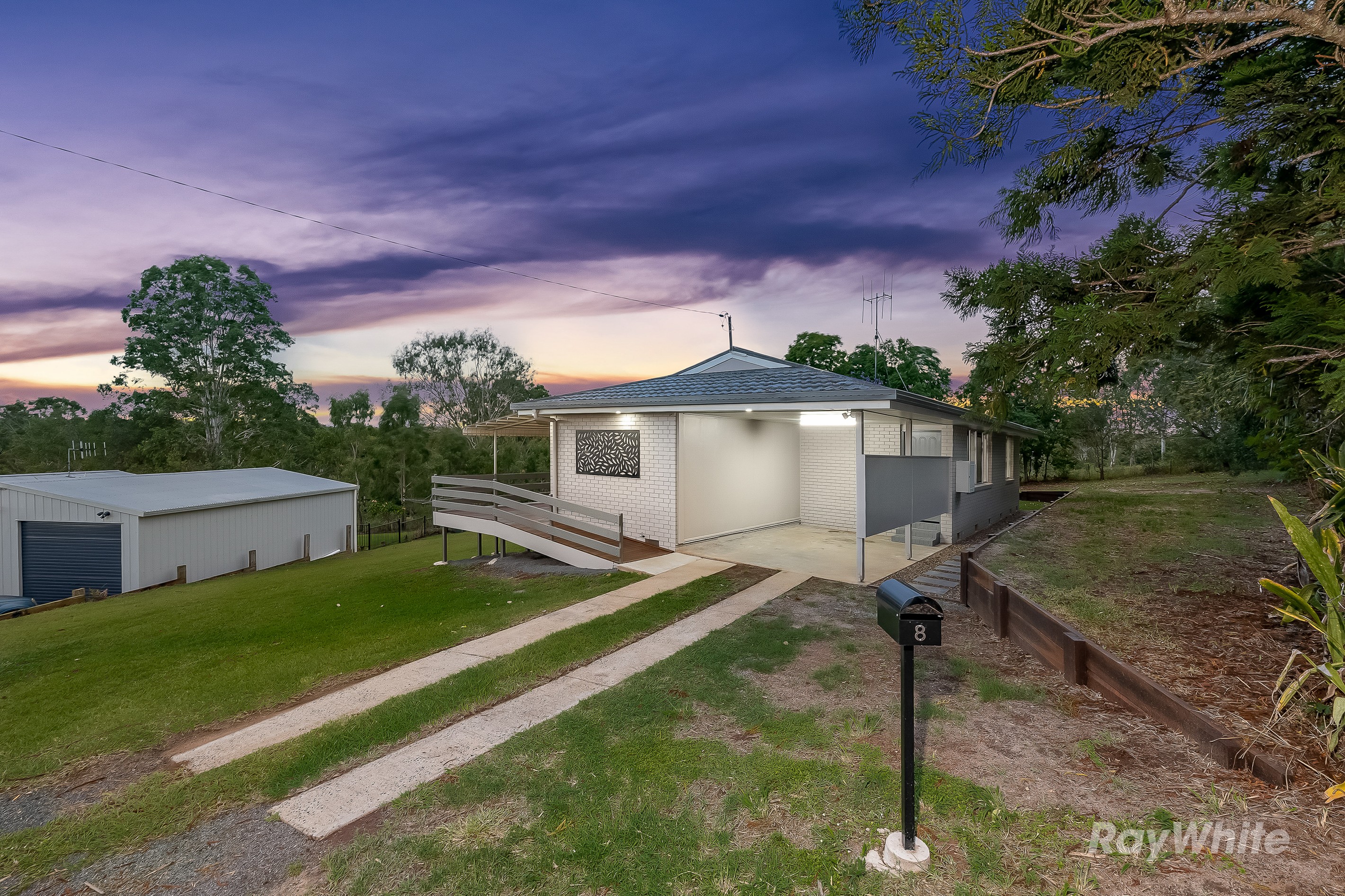 8 Forsyth Street, Gin Gin, QLD 4671