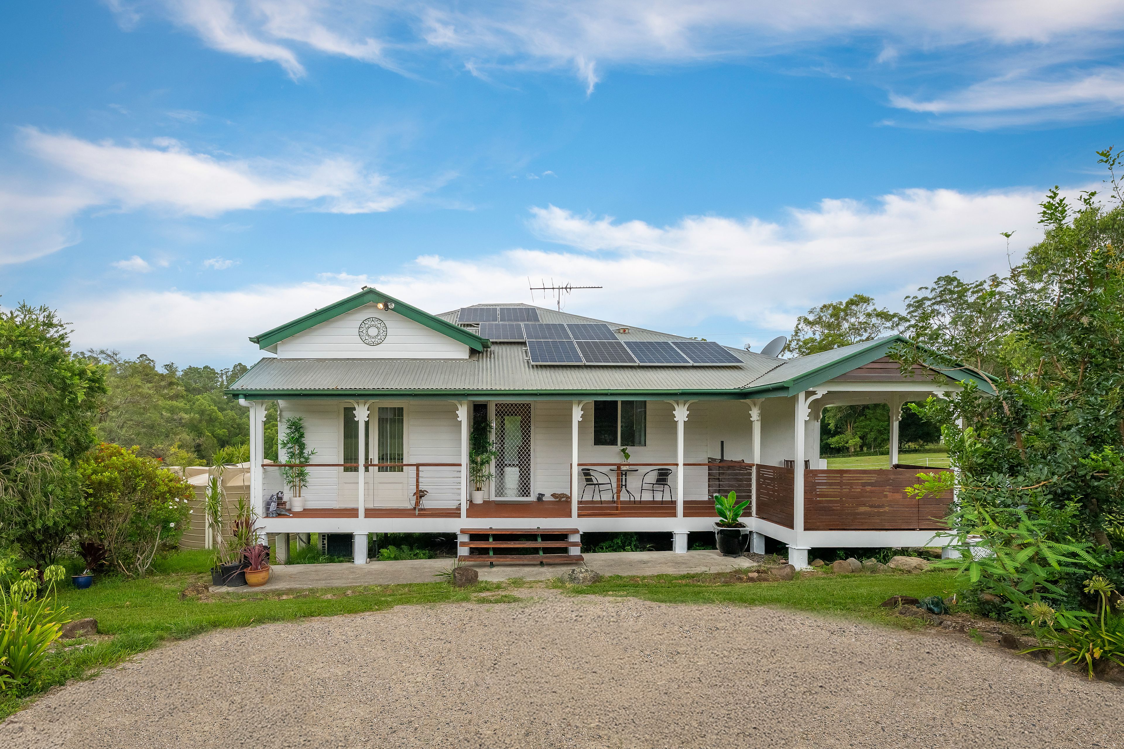 198 Woodrow Road, Stanmore, QLD 4514