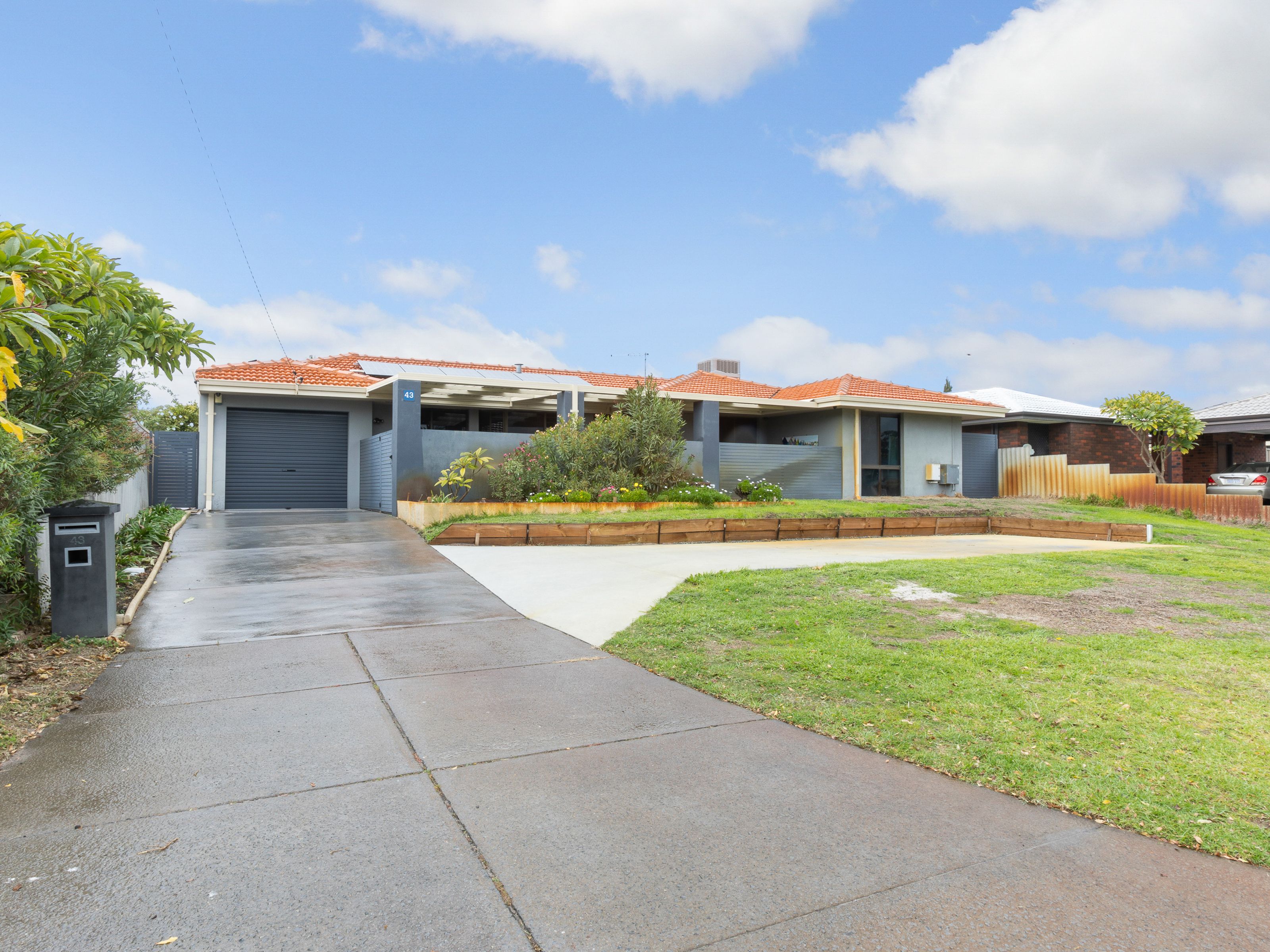 43 Clarke Street, East Cannington WA 6107