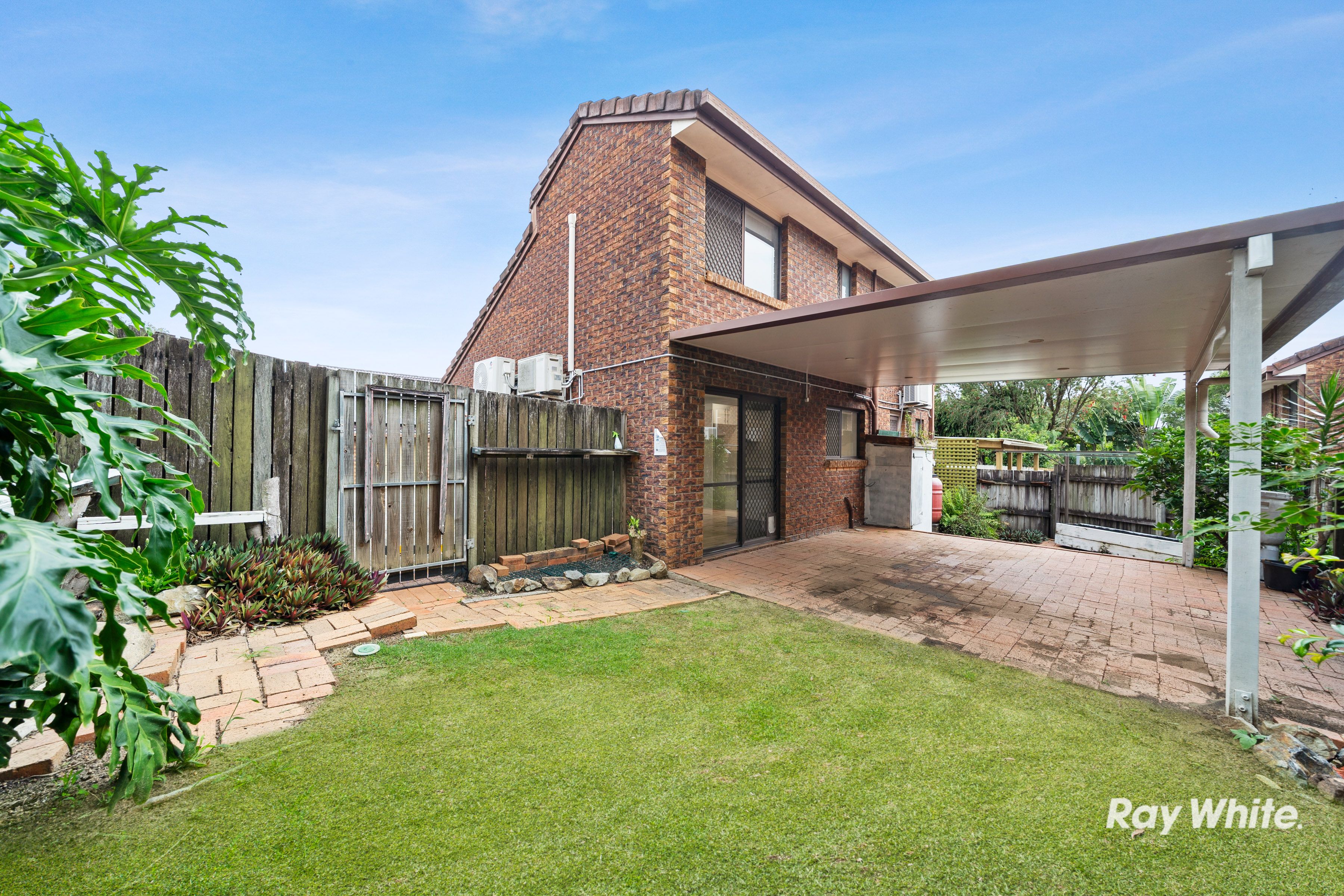 38/93 Barbaralla Drive — photo 4 of 15