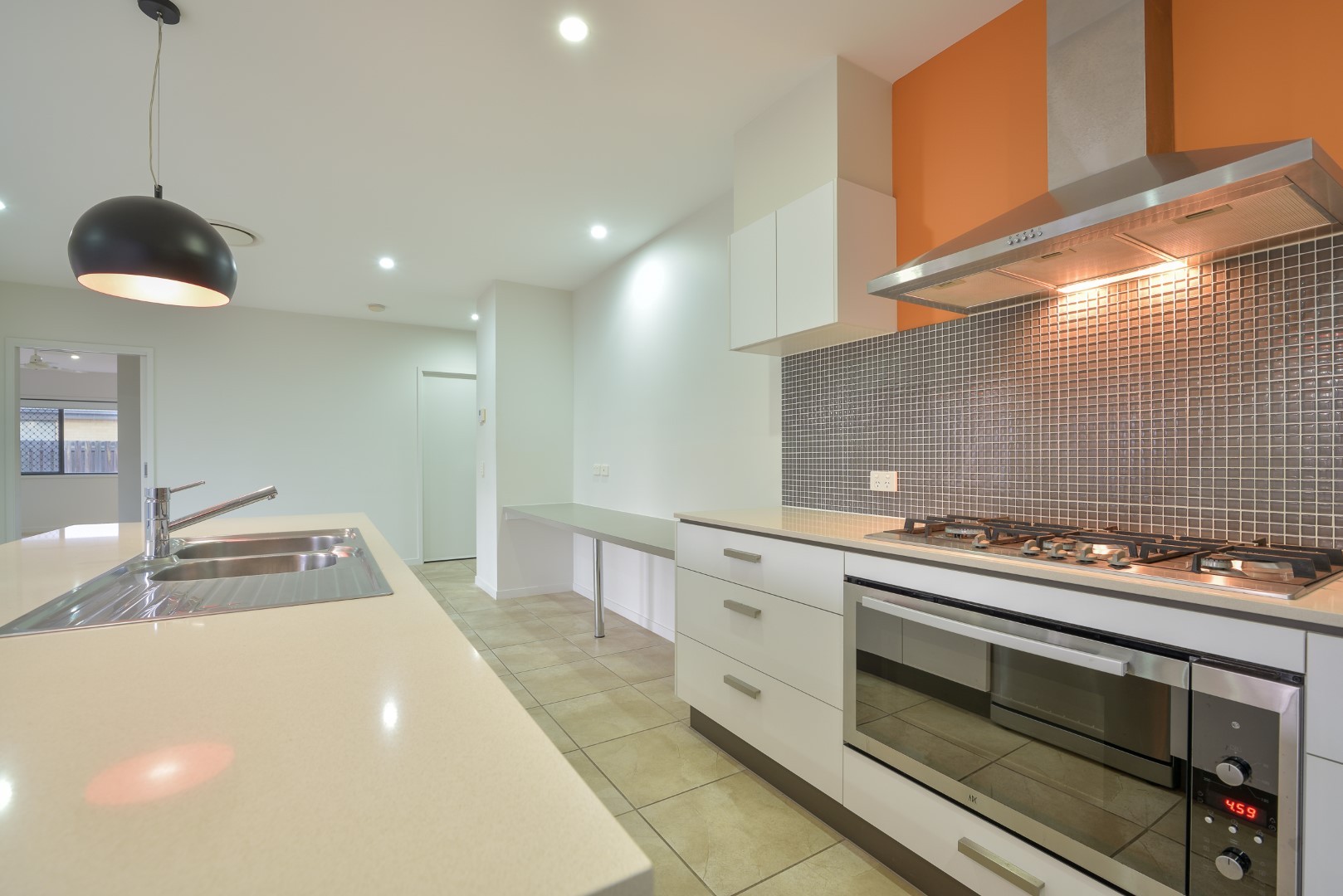 16 Kingfisher Street, New Auckland, QLD 4680
