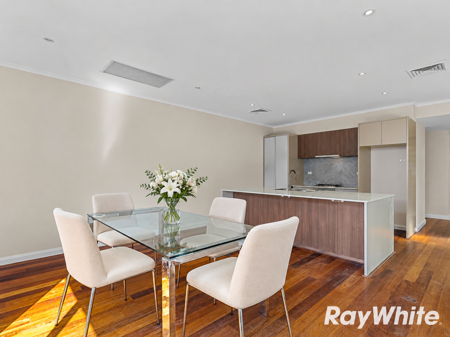 14 Whitley Place — photo 8 of 25