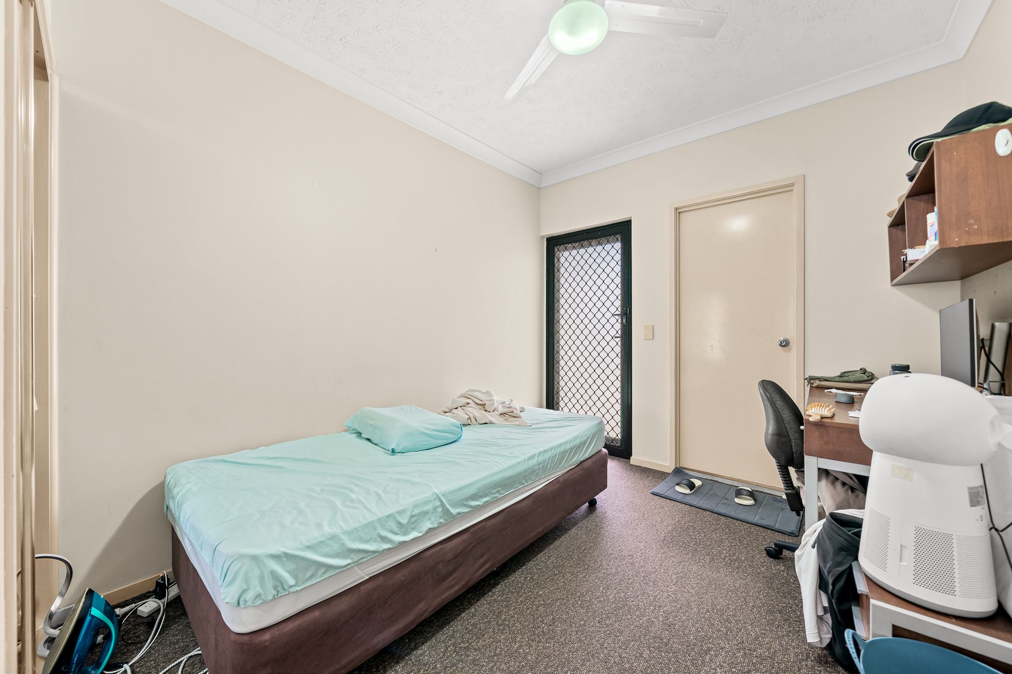 11/1848 Logan Road — photo 12 of 17
