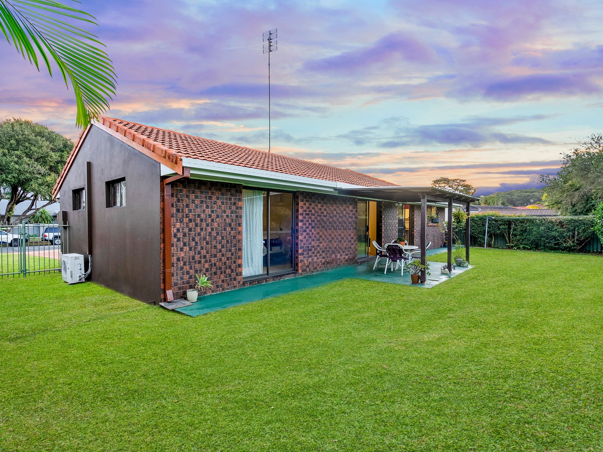 5 Anthony Drive, Burleigh Waters, QLD 4220