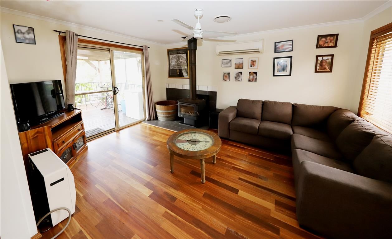 18a Quartz Street, Adelong, NSW 2729