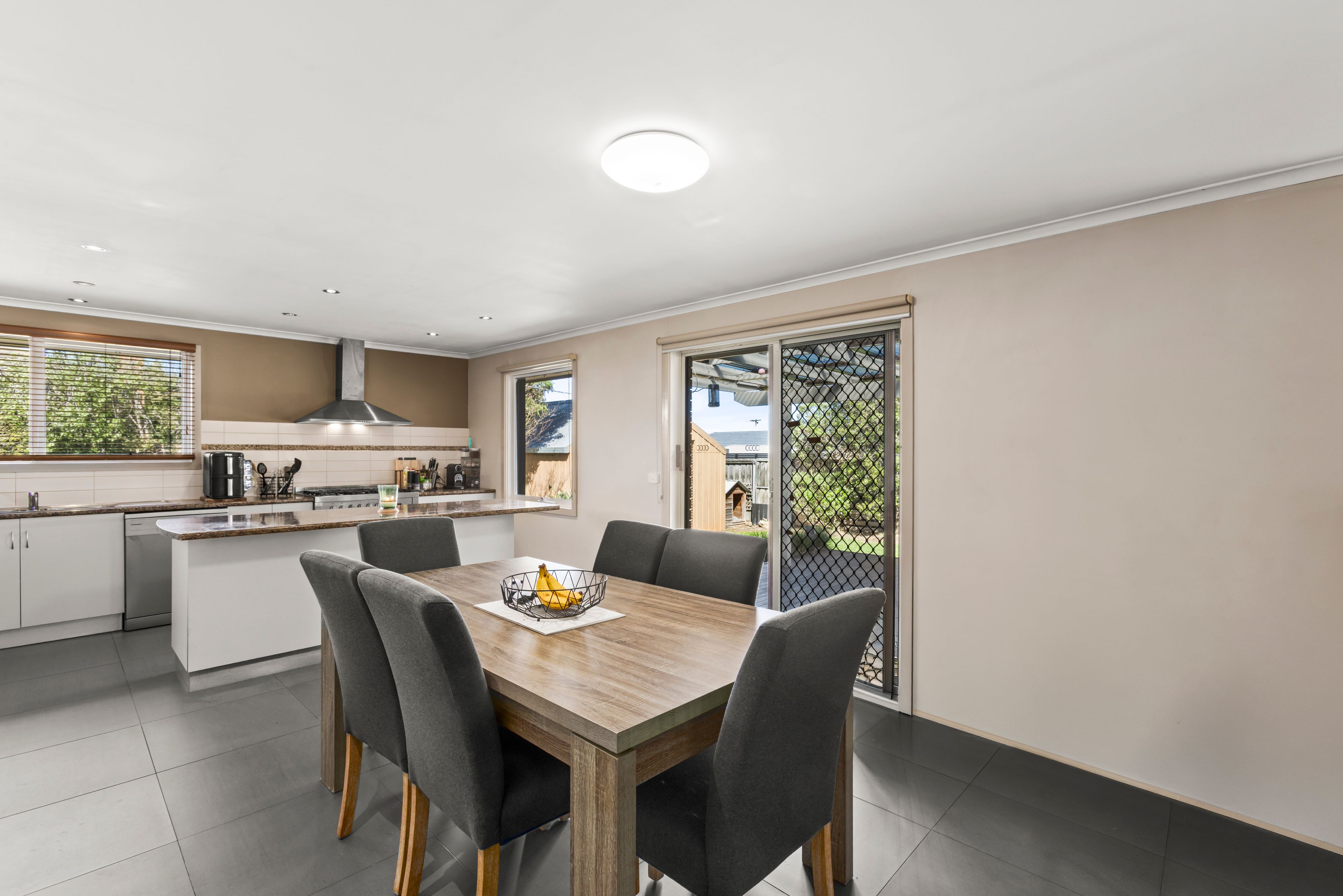 9 Maramba Avenue — photo 6 of 15