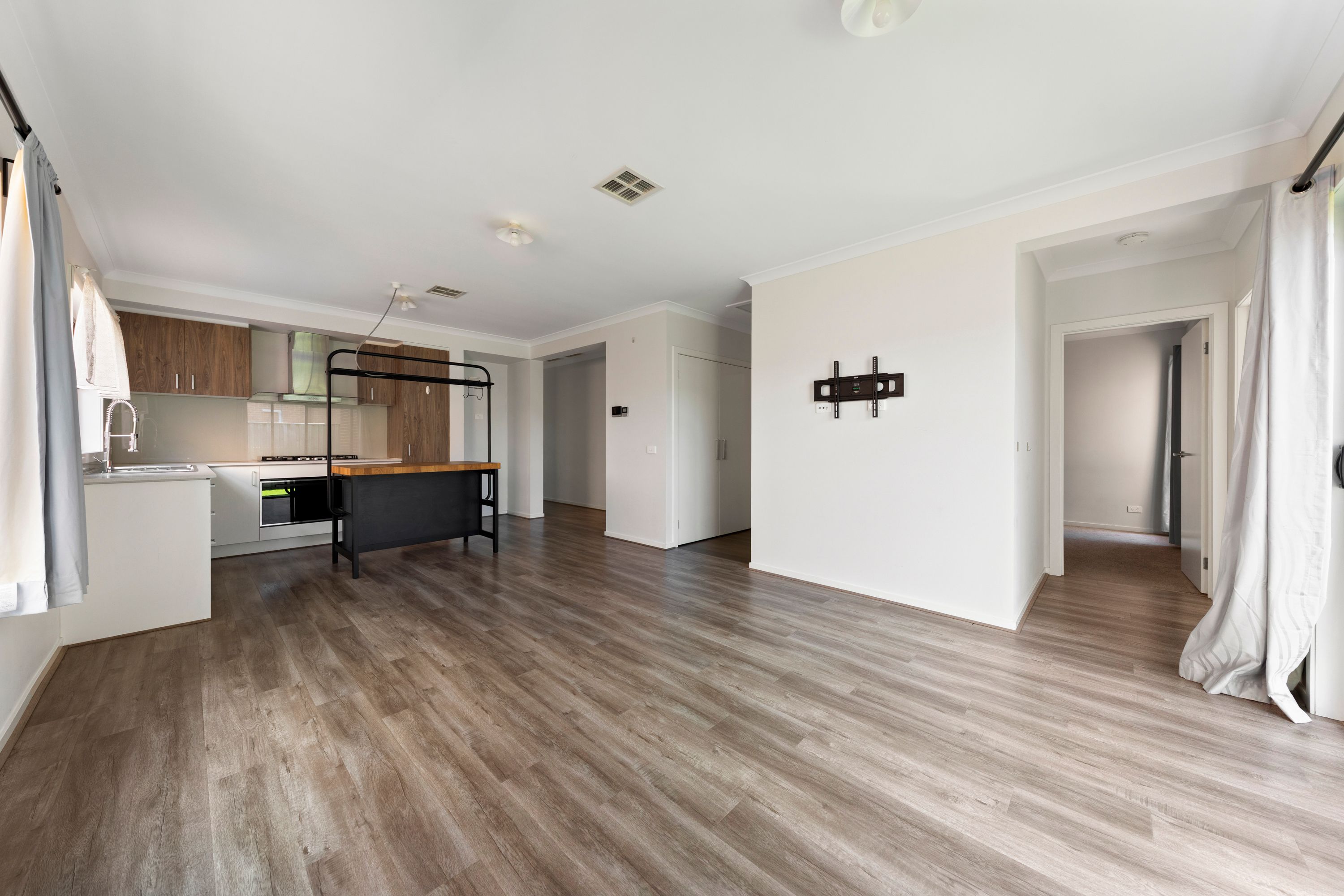 3 Yolen Street — photo 7 of 19