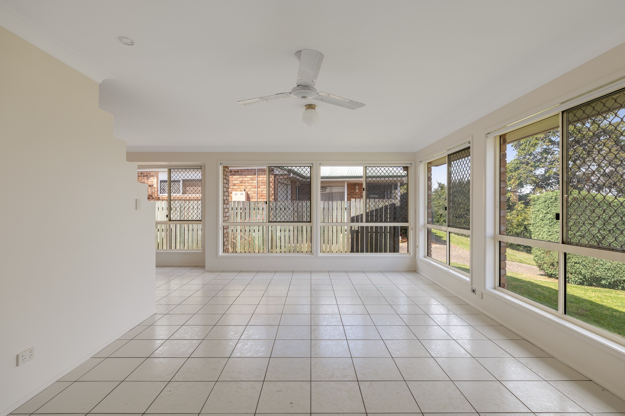 17 Catalina Drive, Wilsonton, QLD 4350