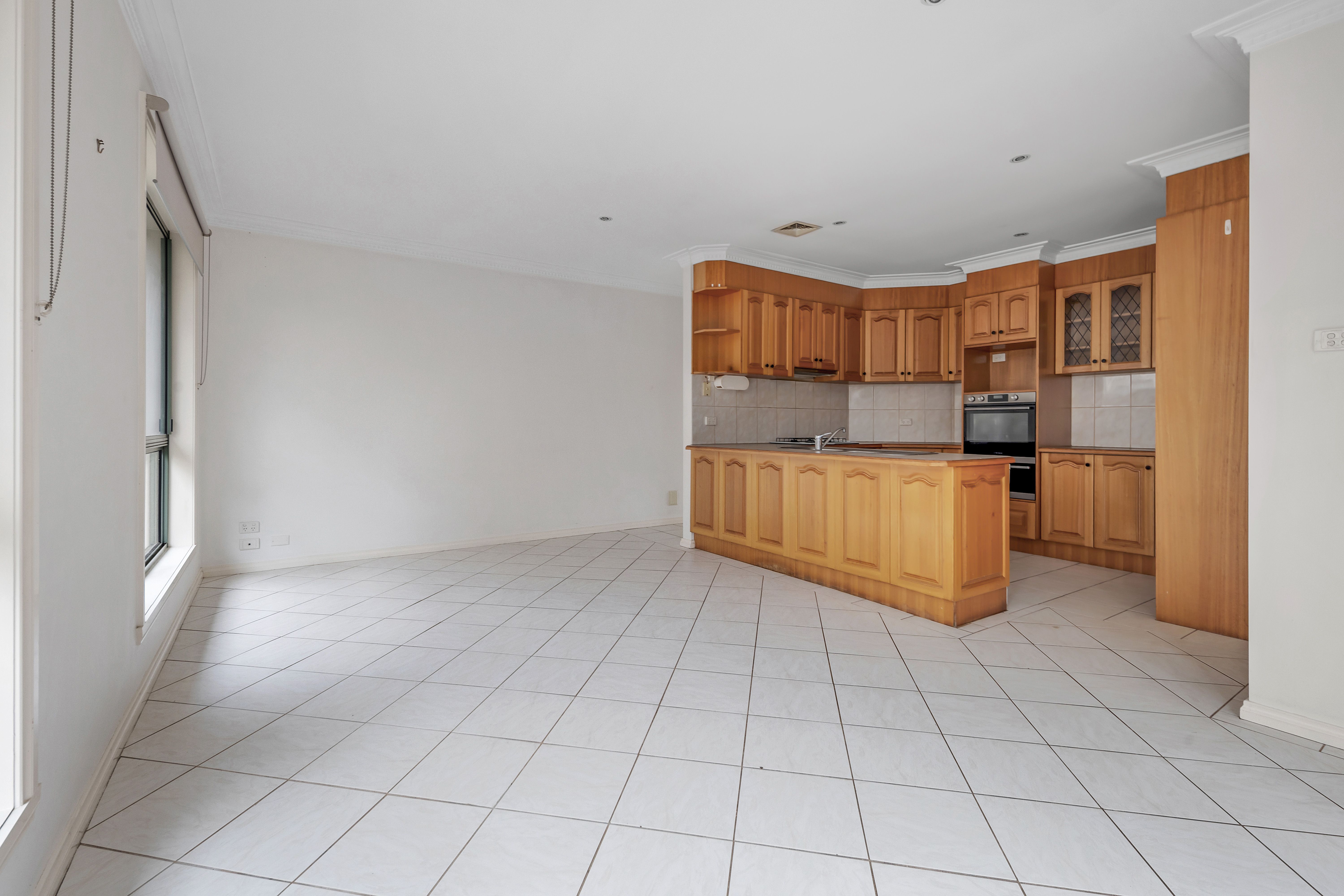 81 Barry Road, Thomastown, VIC 3074