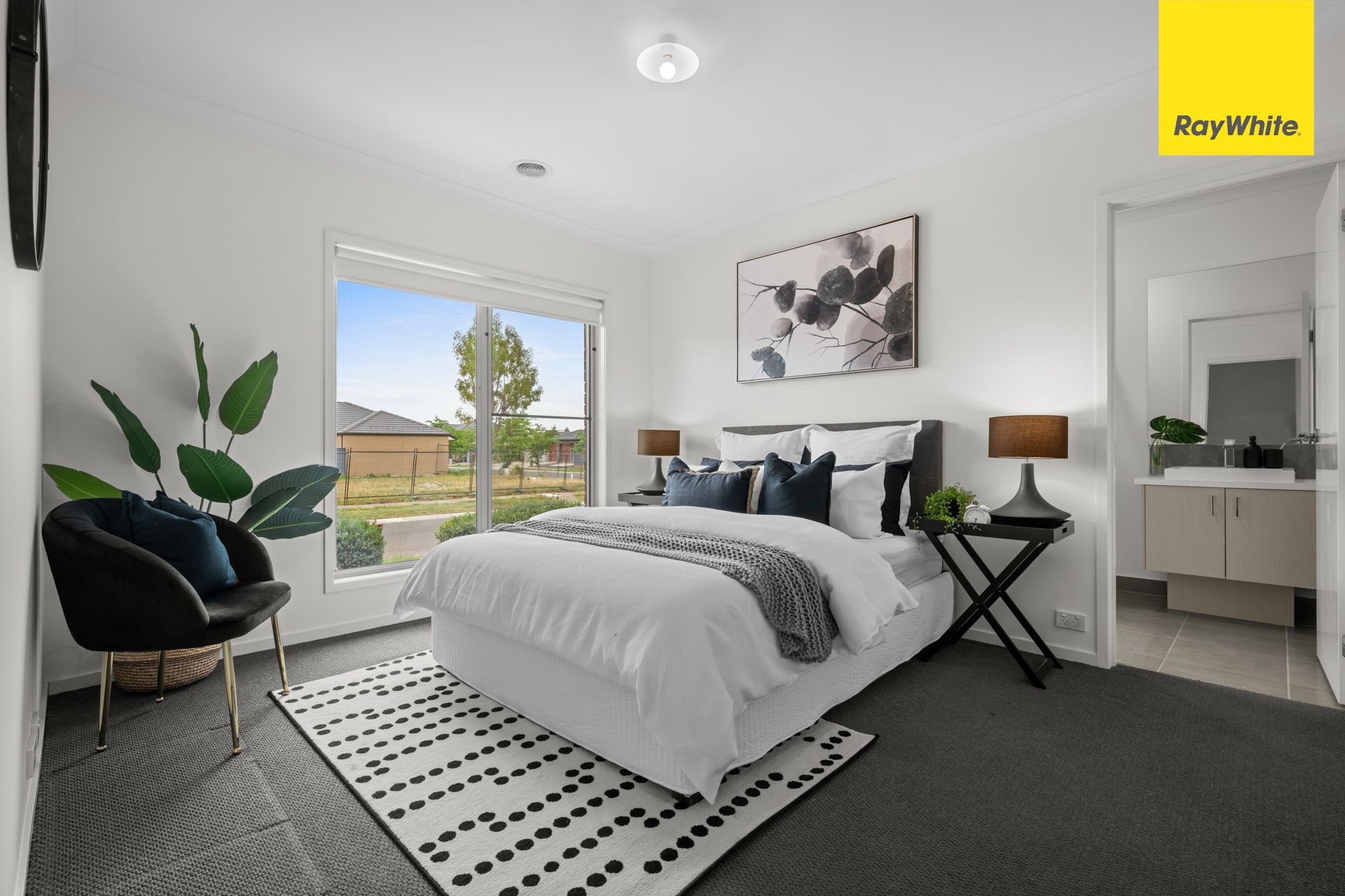 17 Pinnibar Way, WEIR VIEWS, VIC 3338