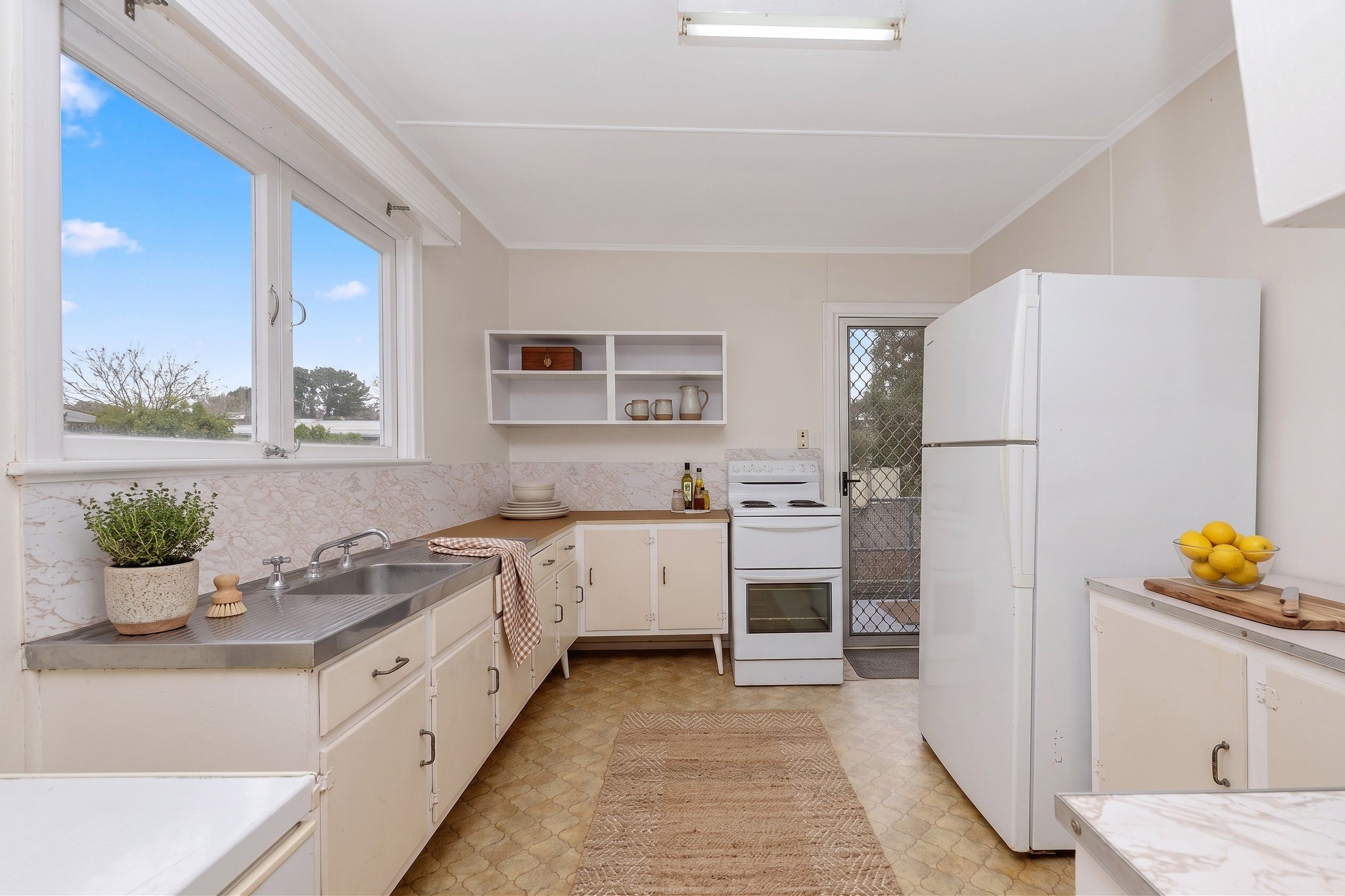 25 Laburnum Street — photo 10 of 16