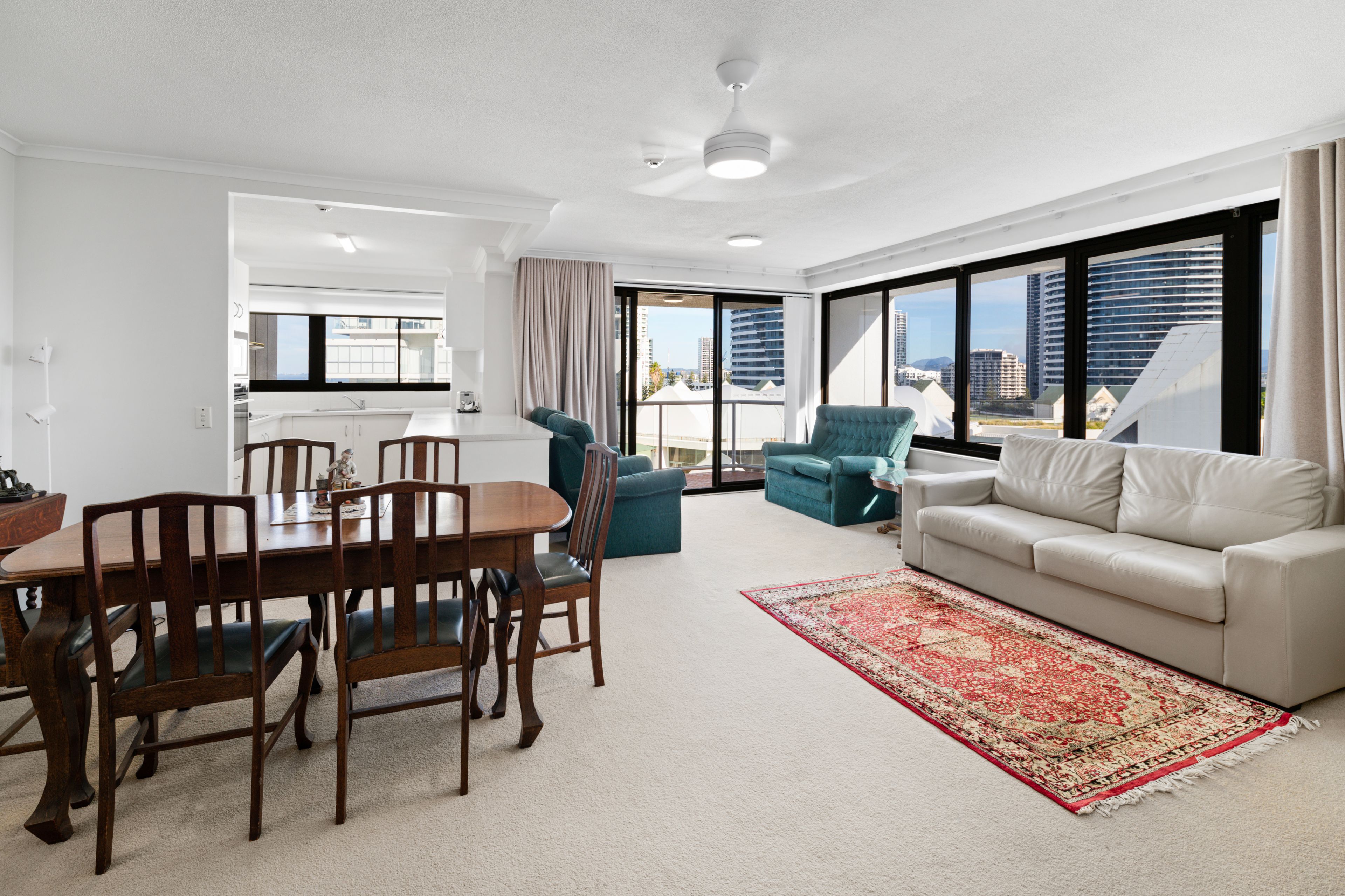 905/157 Old Burleigh Road, Broadbeach, QLD 4218