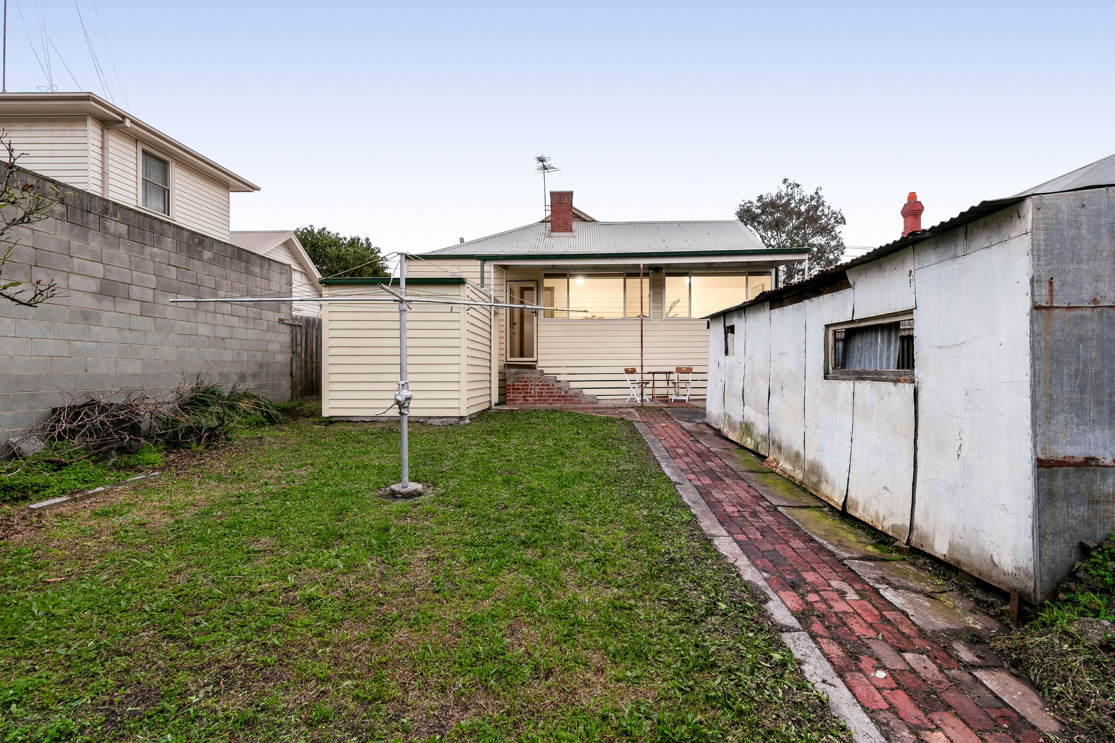 72 Shaftsbury Street — photo 15 of 17