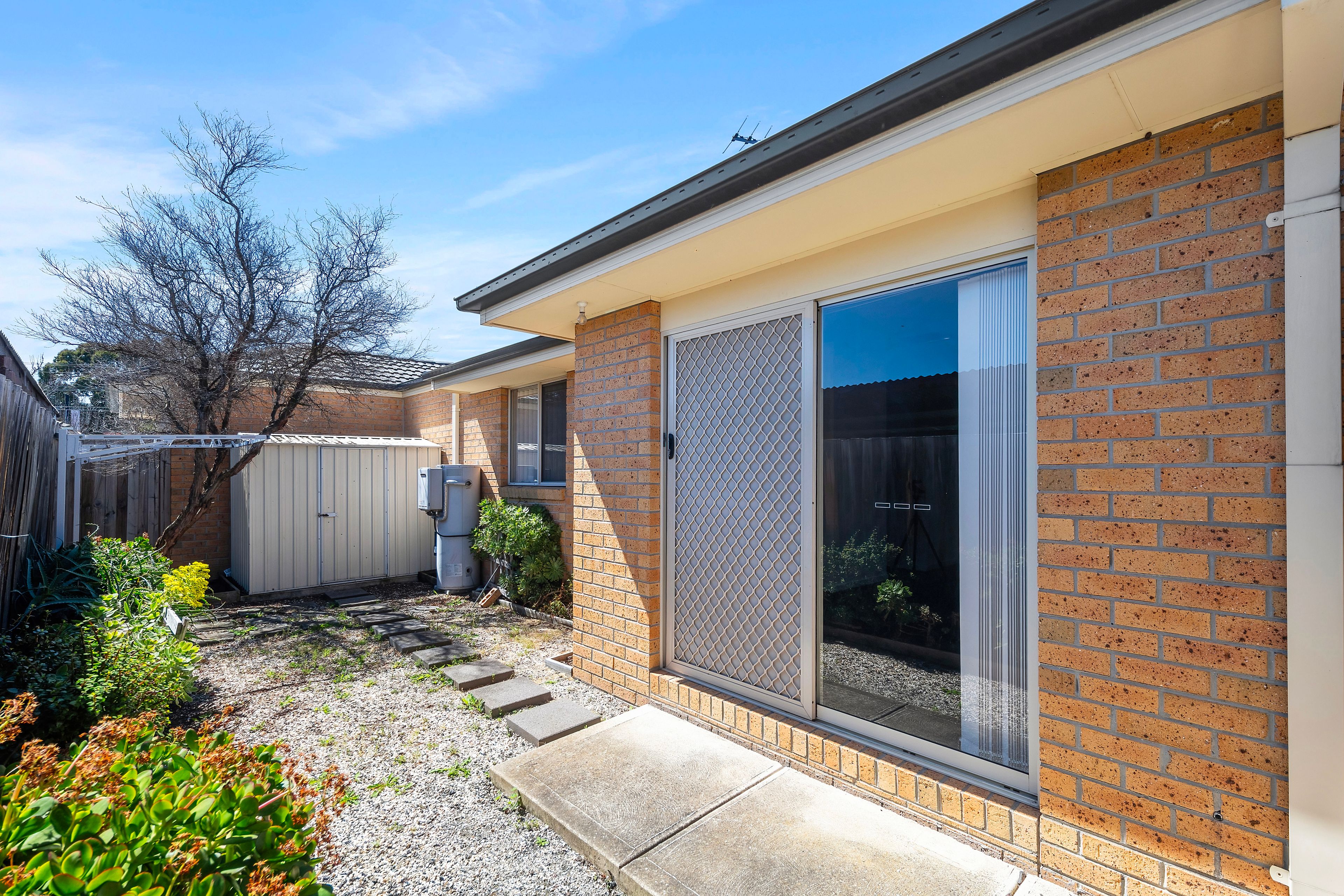 2/8 Mckinnon Street — photo 13 of 13