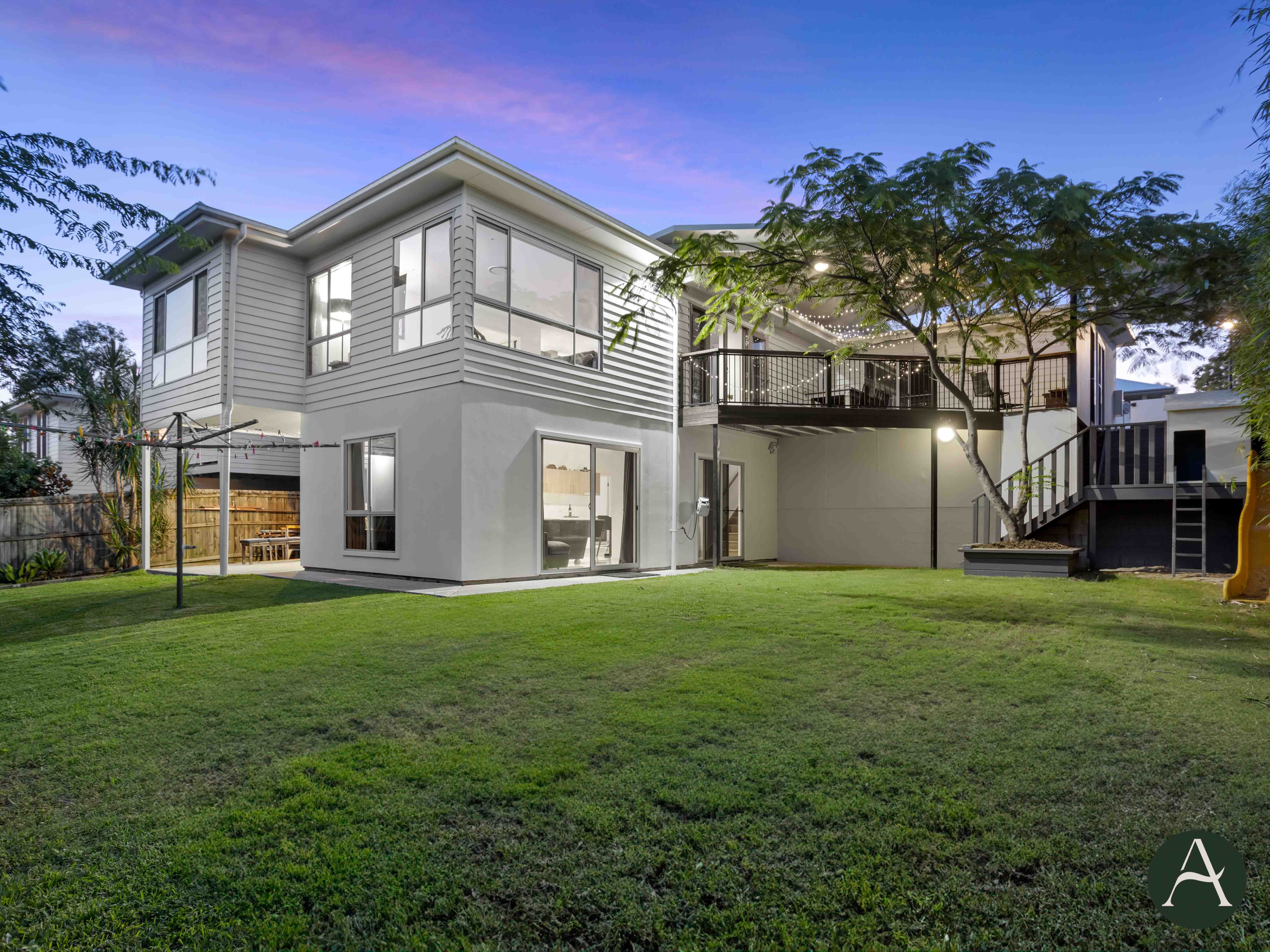 13 Harriet Lane, Oxenford, QLD 4210