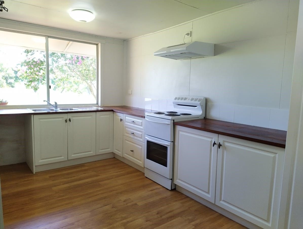 90 O'Connors Road — photo 4 of 14