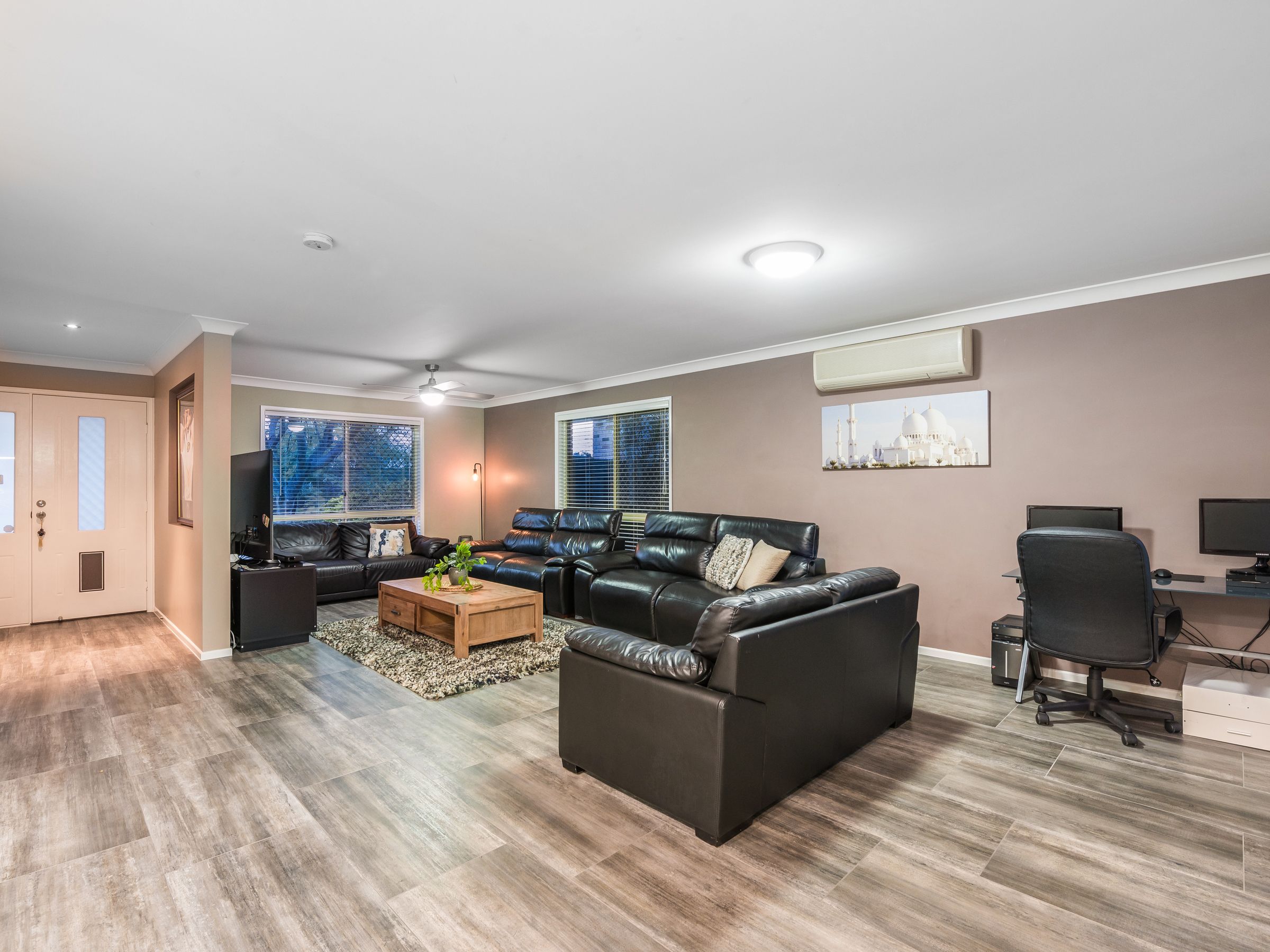 5 Lisbeth Street, Springwood QLD 4127