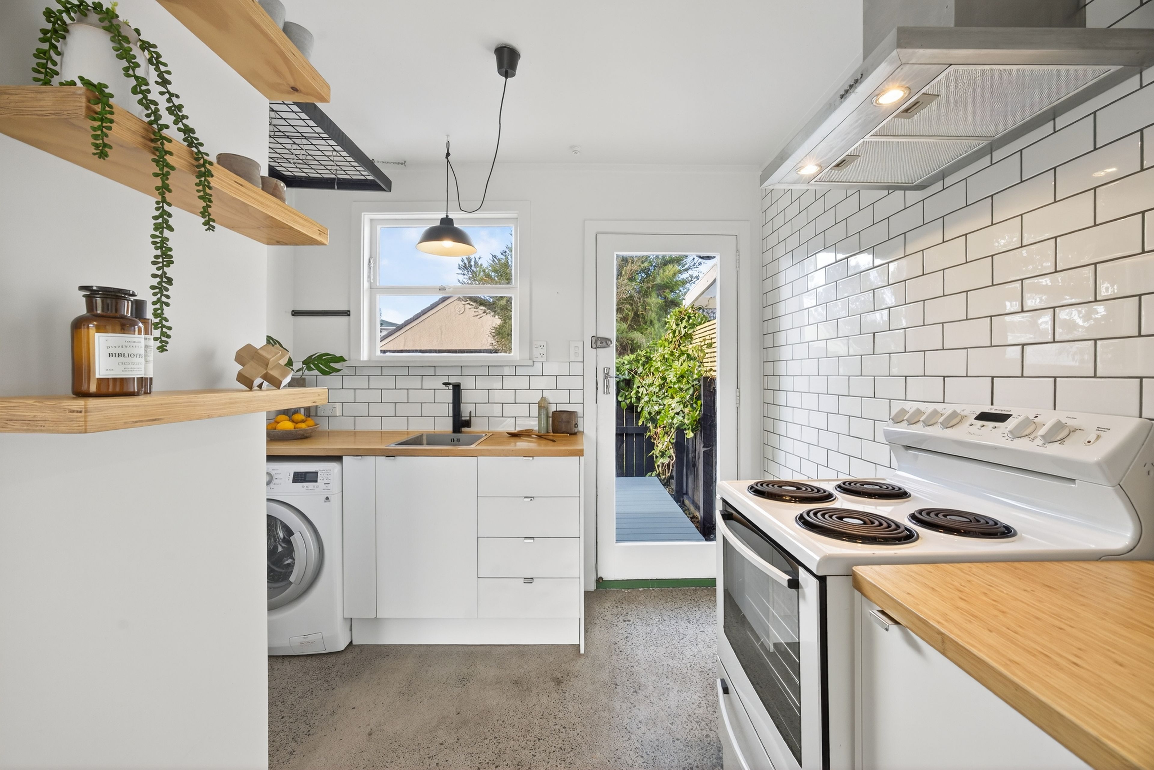 2/783 Te Atatu Road, Te Atatu Peninsula, Waitakere City