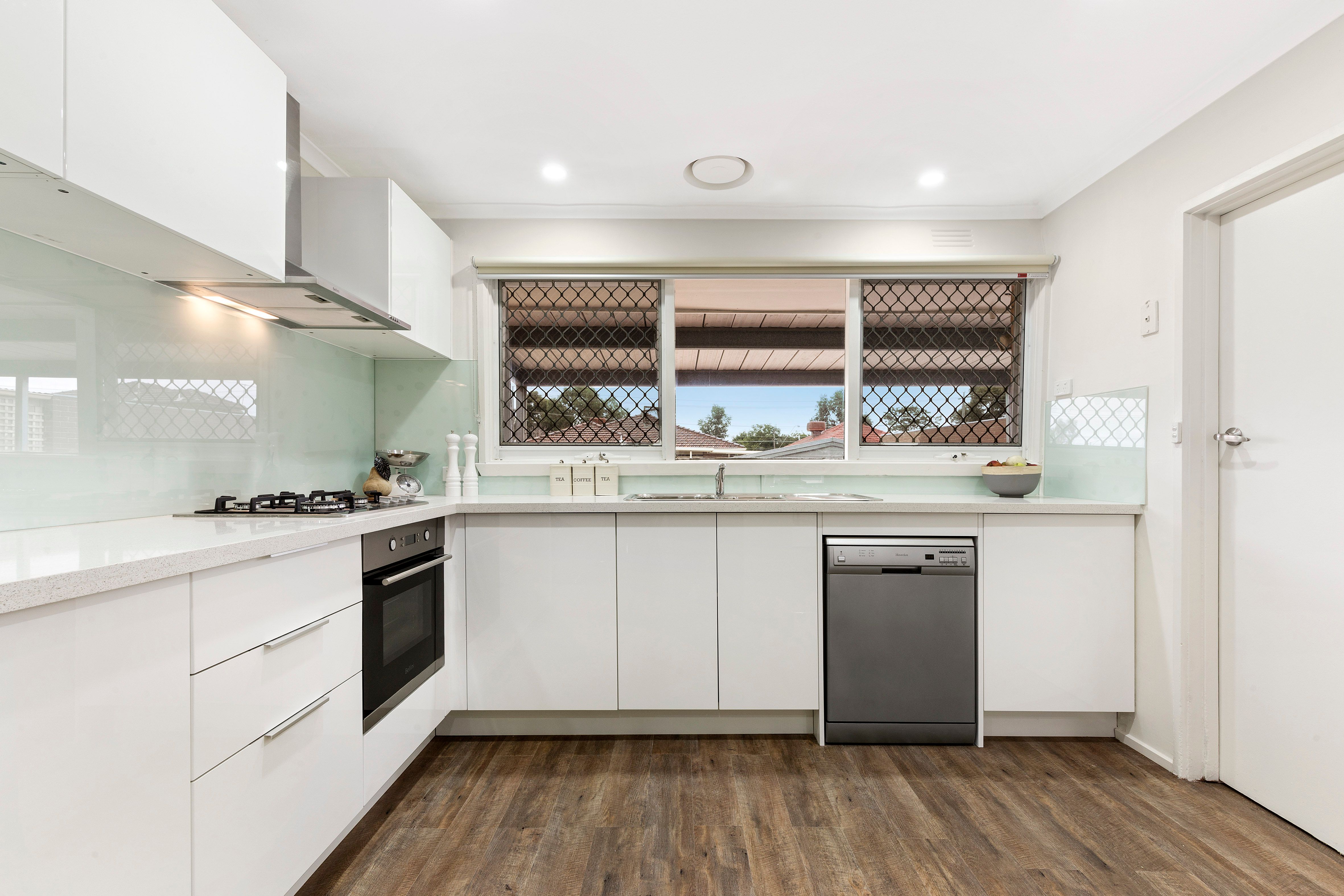 17 Menzies Parade, Lalor, VIC 3075