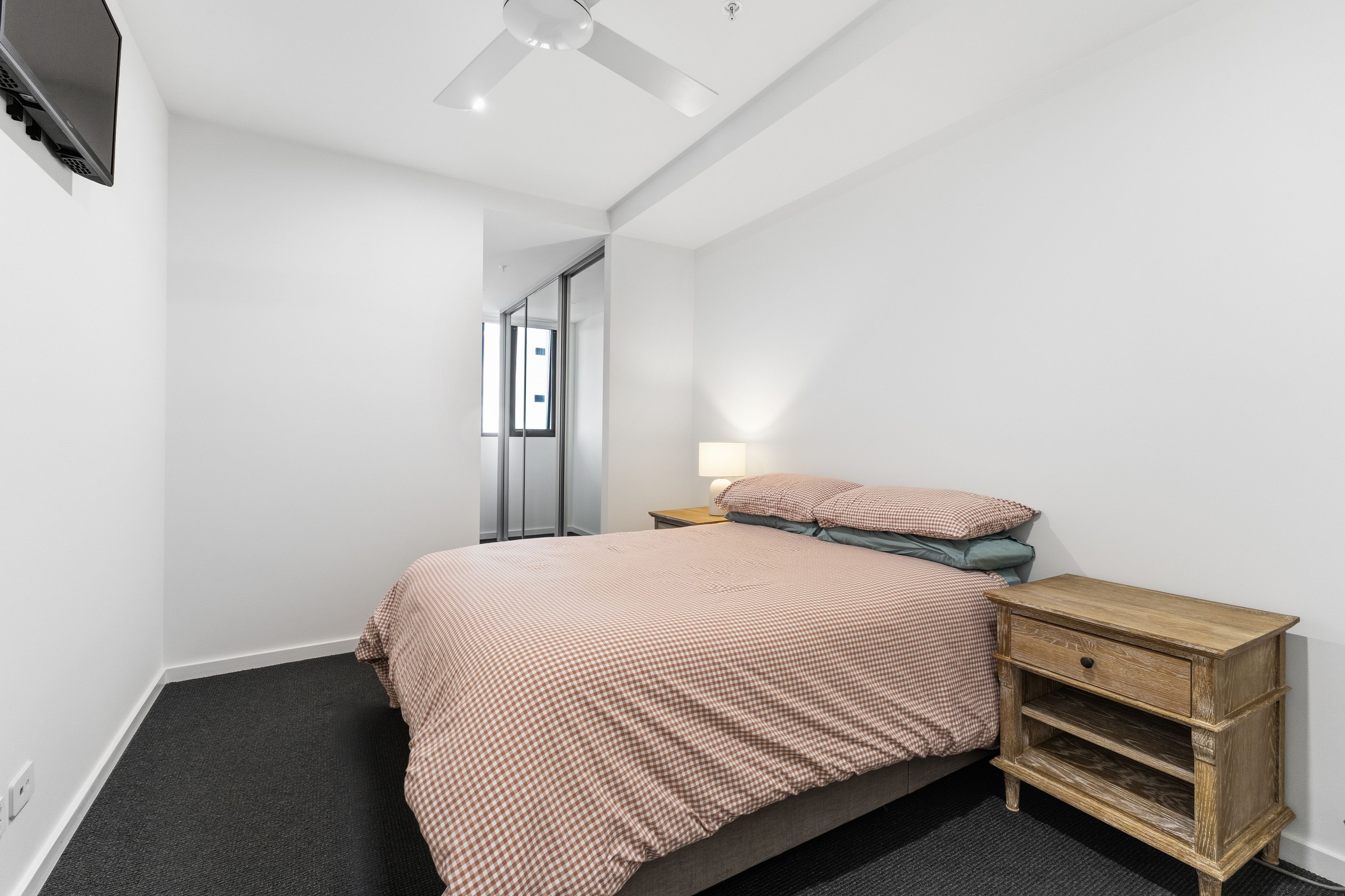 505/143 Halifax Street — photo 8 of 14
