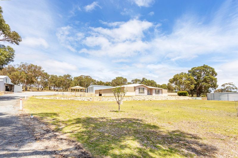 748 Ocean Farm Drive, Nilgen WA 6044