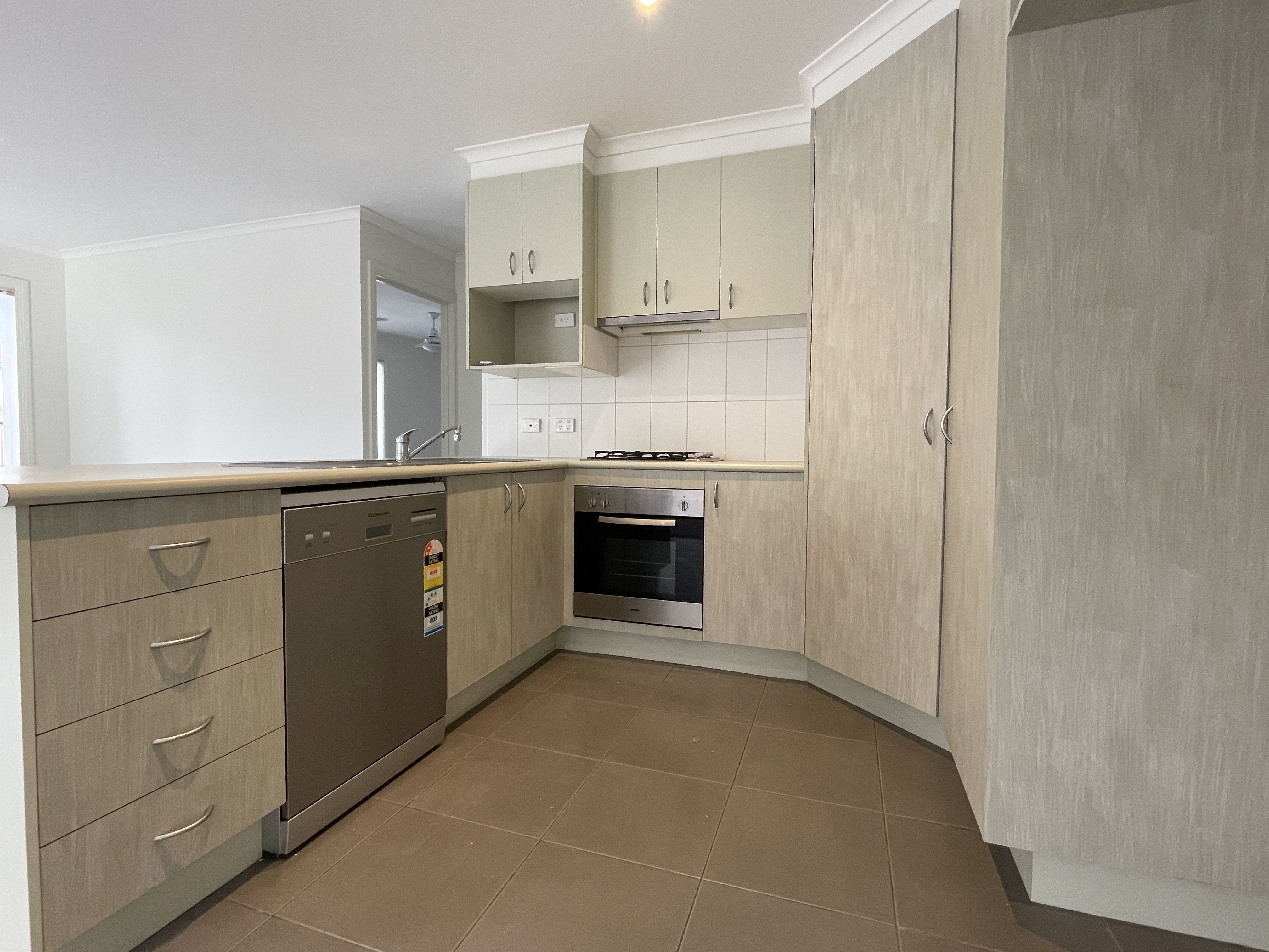 13 Harmony Drive, South Morang, VIC 3752