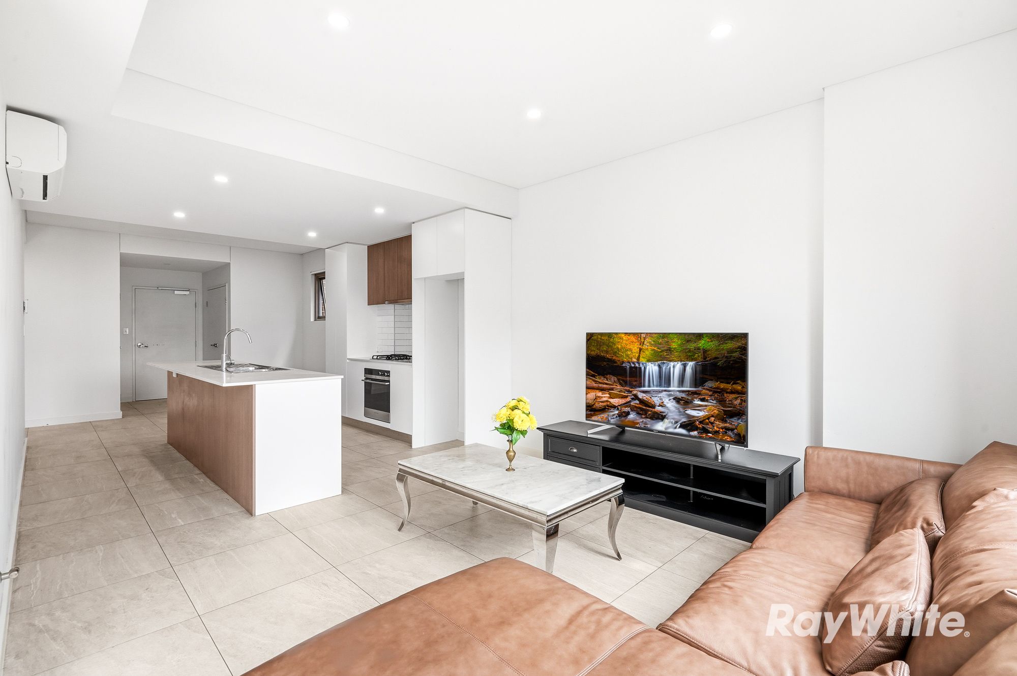 303/160 Great Western Highway — photo from Ray White Oatlands