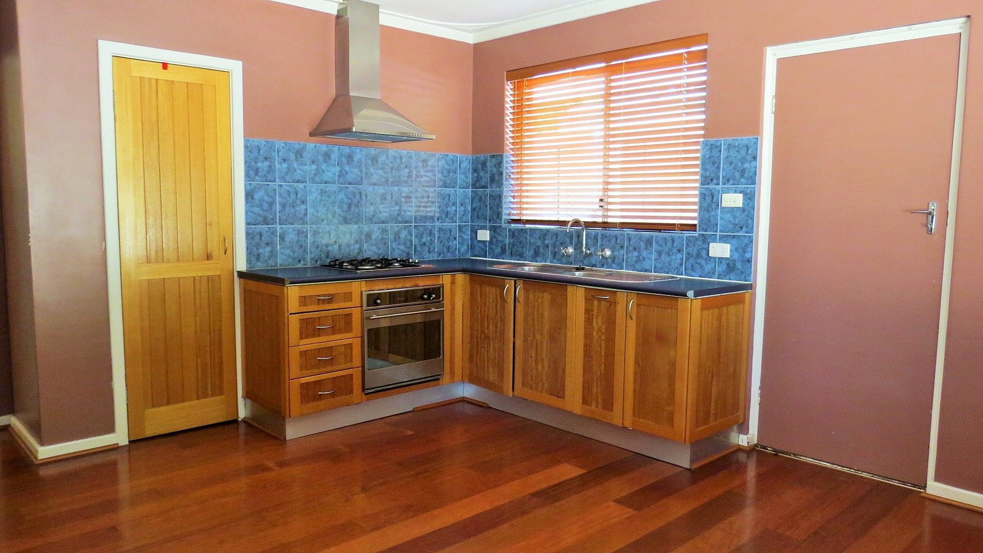 98B Derry Avenue, Mount Nasura, WA 6112