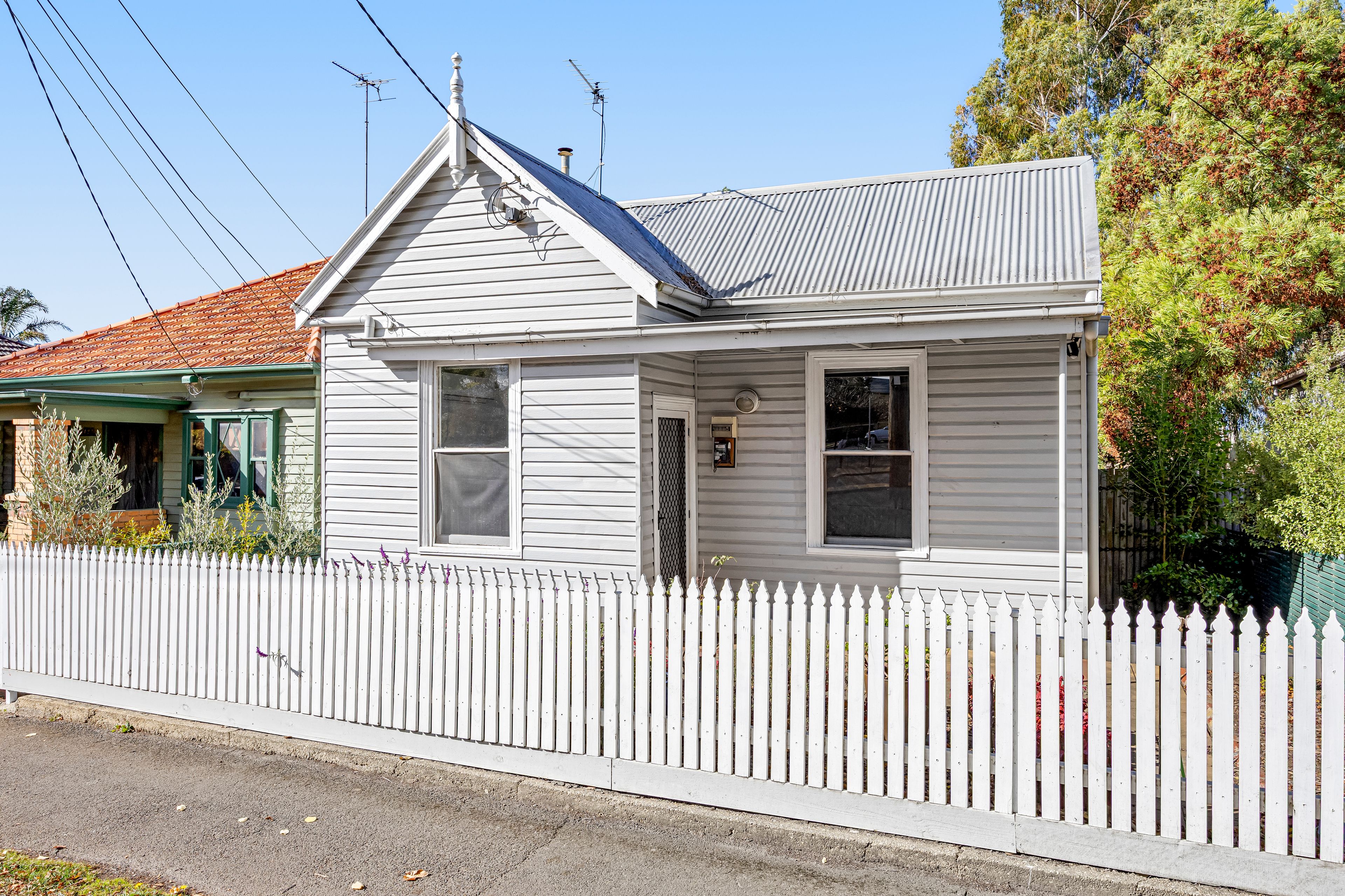 425 Skipton Street, Redan  Victoria  3350, Australia