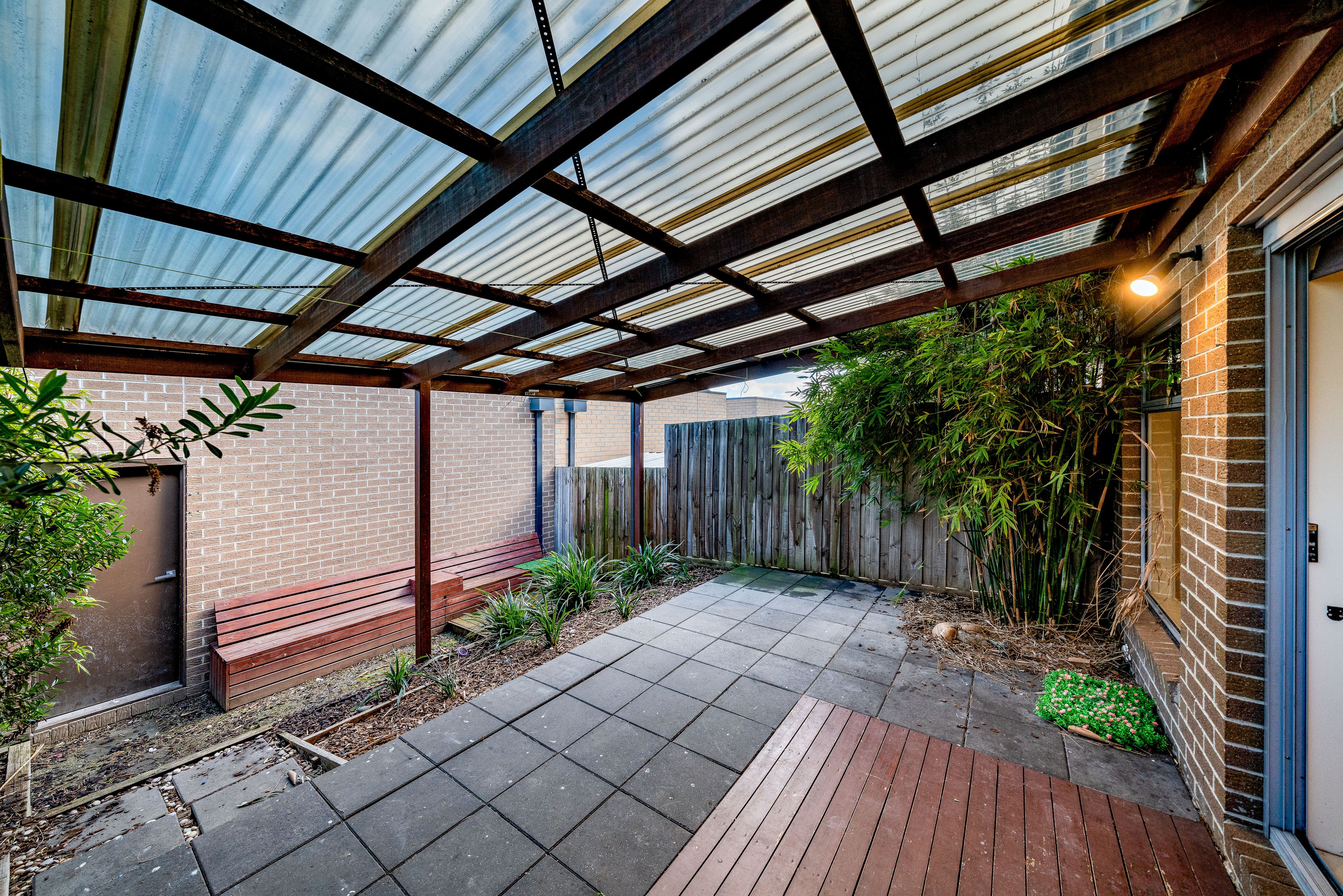 76 Mannavue Boulevard — photo 16 of 17