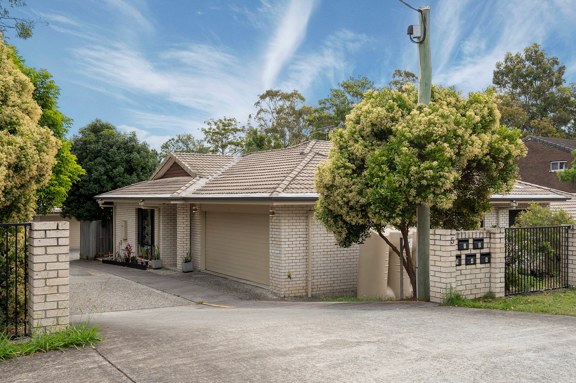 2/5 Blackbird Street, Beenleigh, QLD 4207