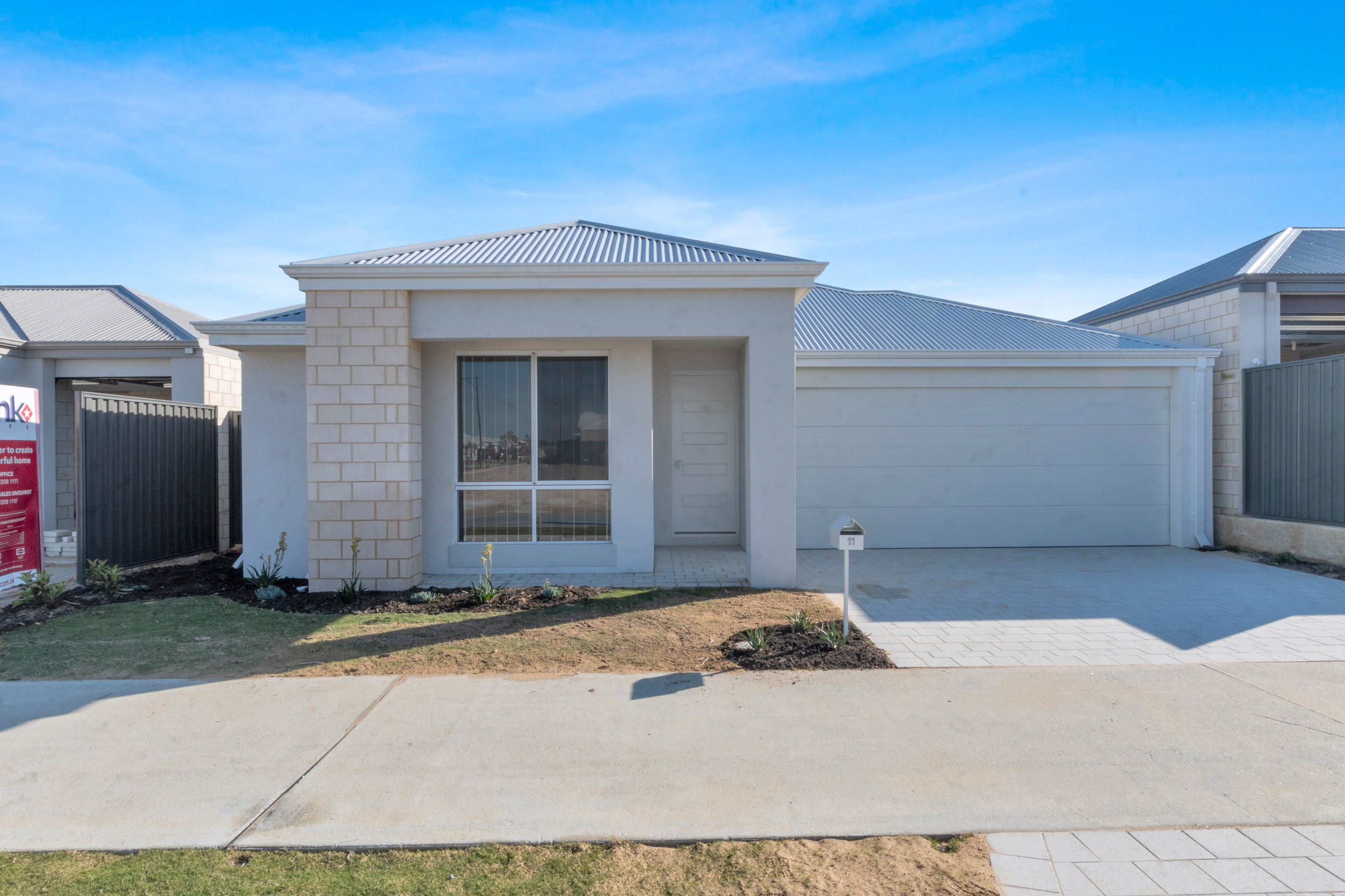 11 Deauville Approach, Madora Bay, WA 6210