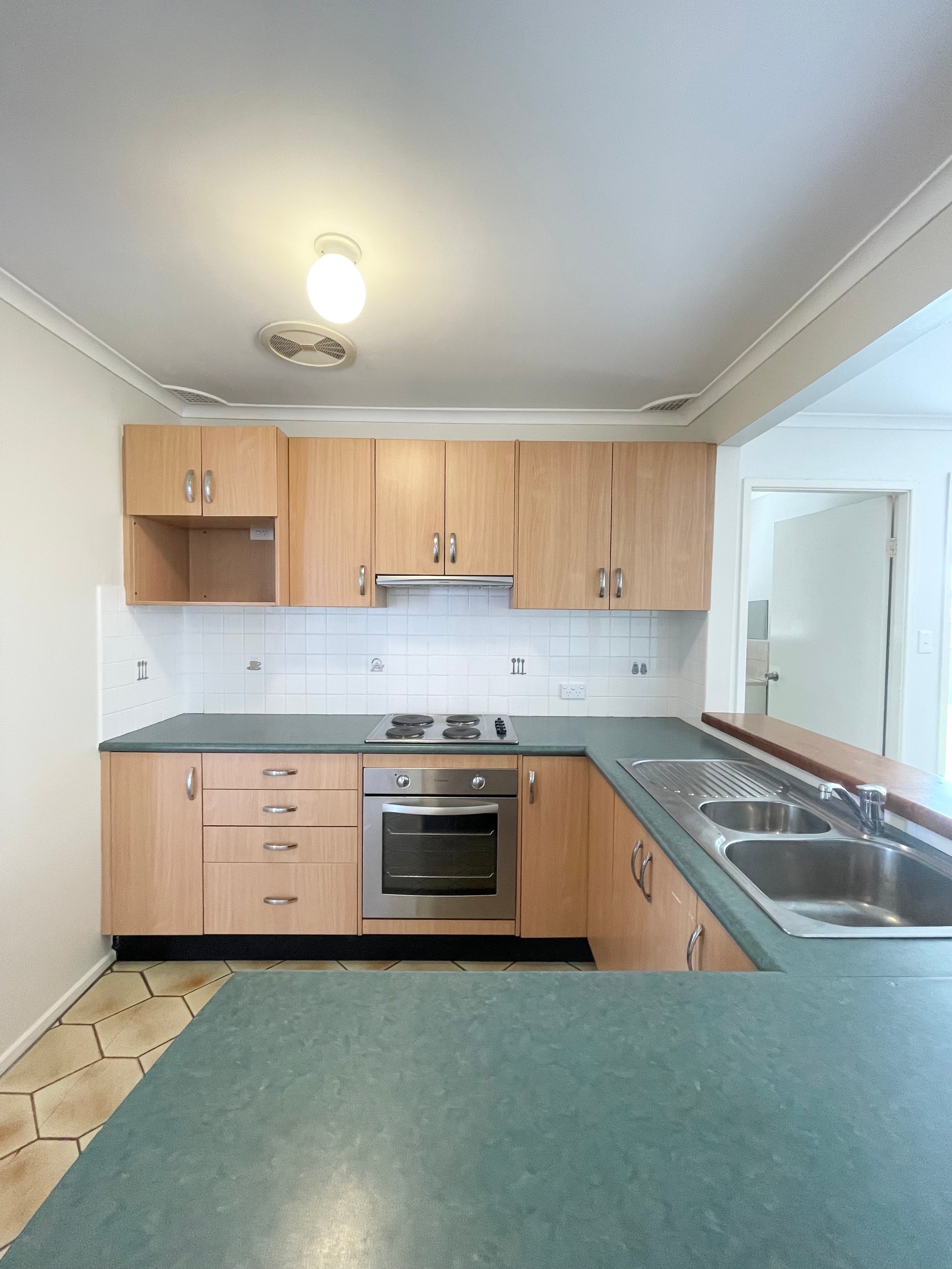 5 Mccartney Crescent, St Clair, NSW 2759